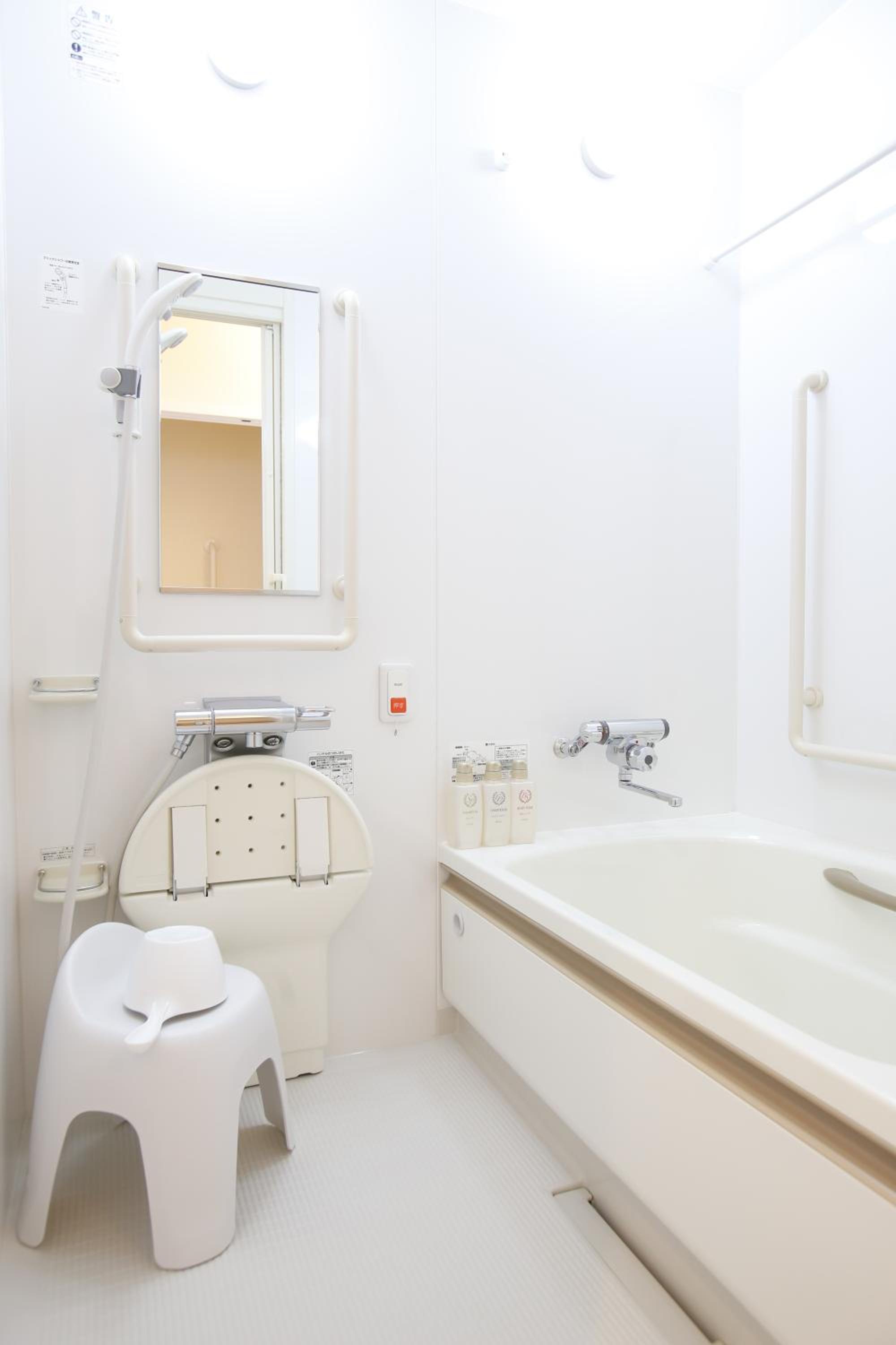 Single Room photo 2