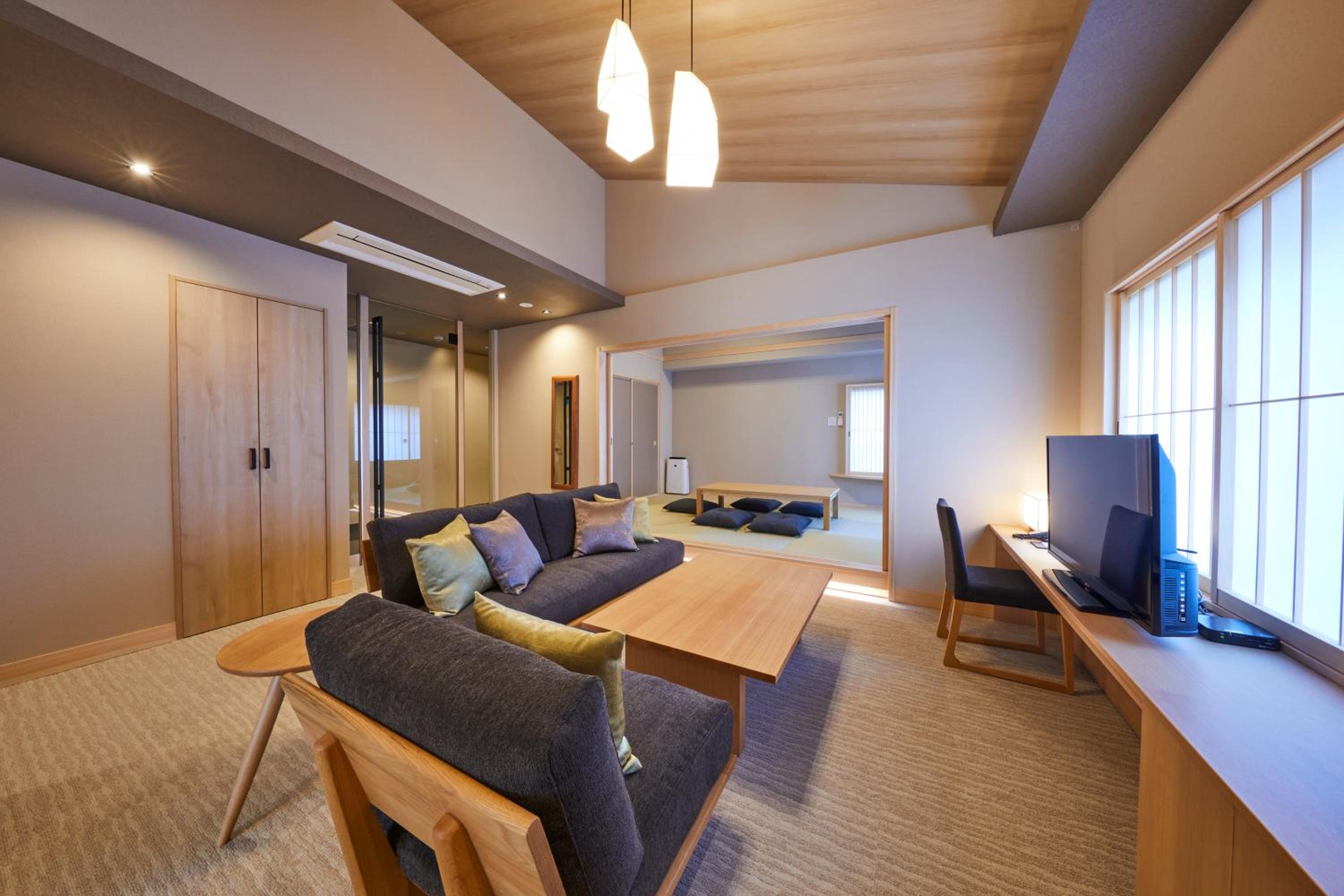 Deluxe Twin Room - Photo 1