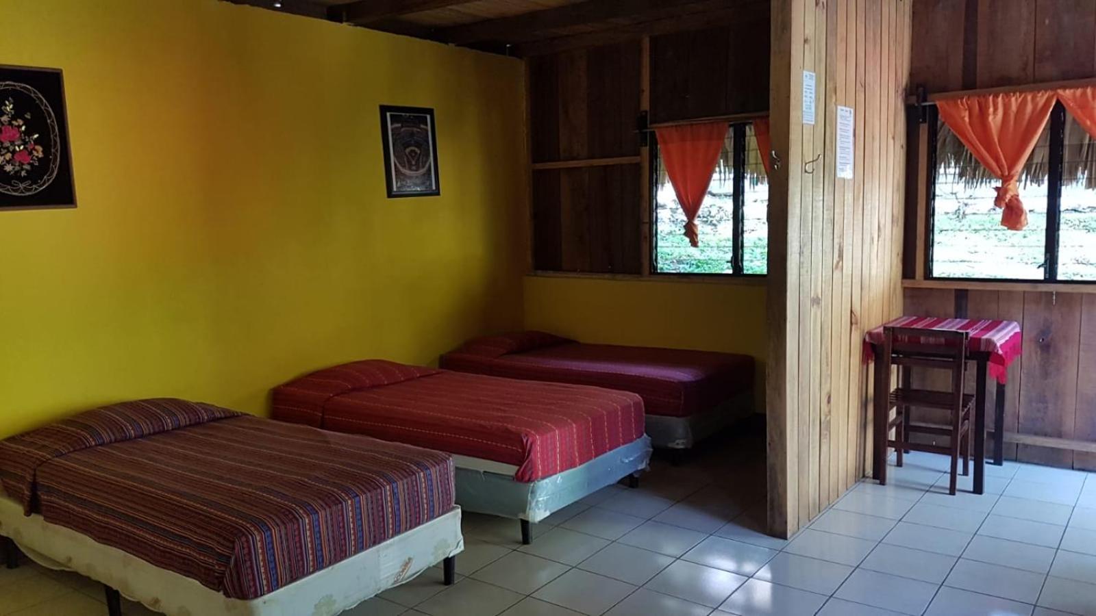 Bed in 6-Bed Mixed Dormitory Room photo 1