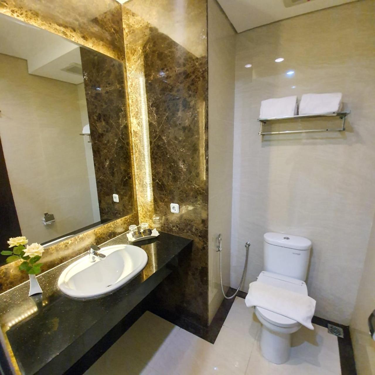 Deluxe Double Or Twin Room With Garden View photo 2