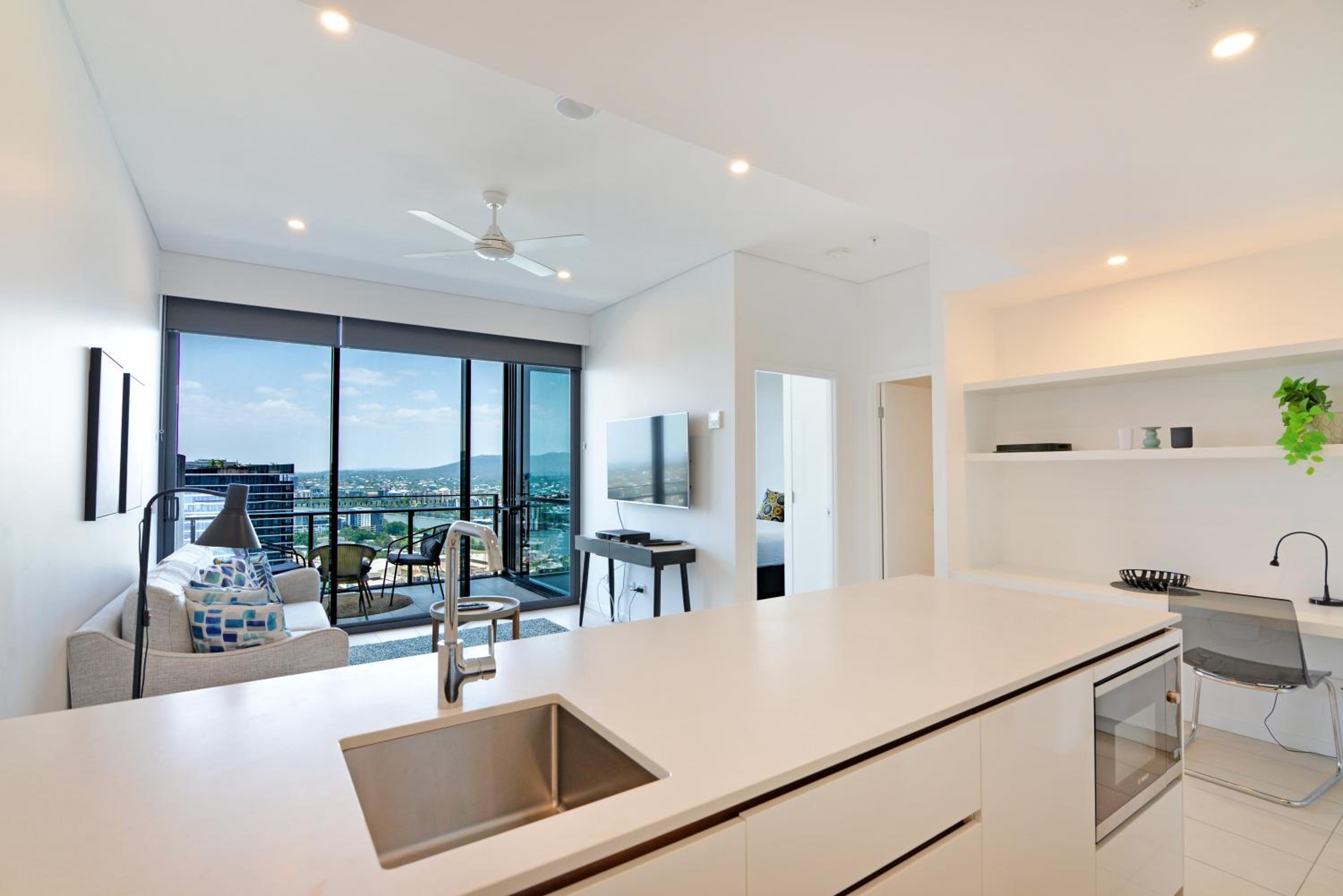 Two Bedroom Two Bathroom Mountain View Apartment