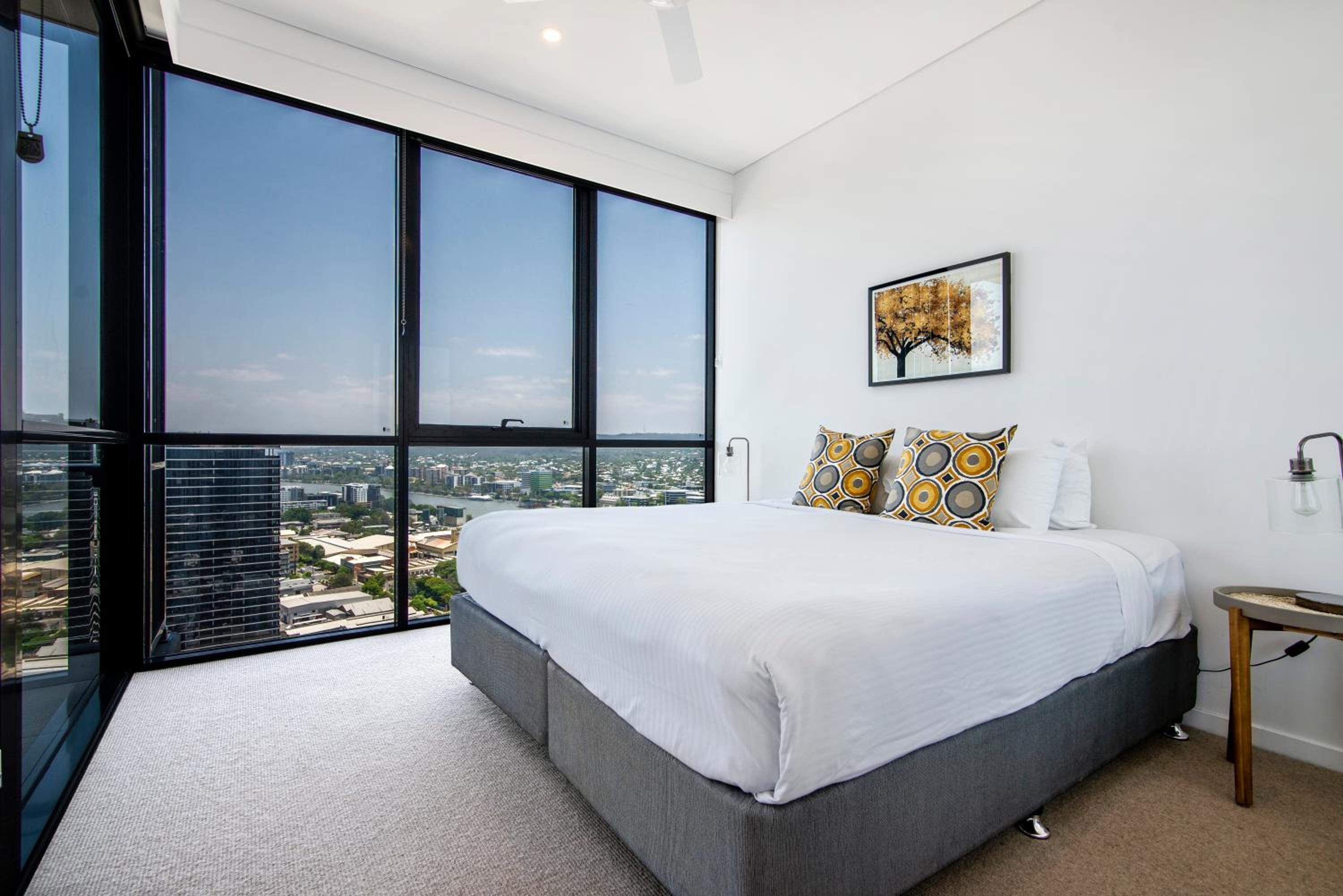 Two Bedroom Two Bathroom Mountain View Apartment