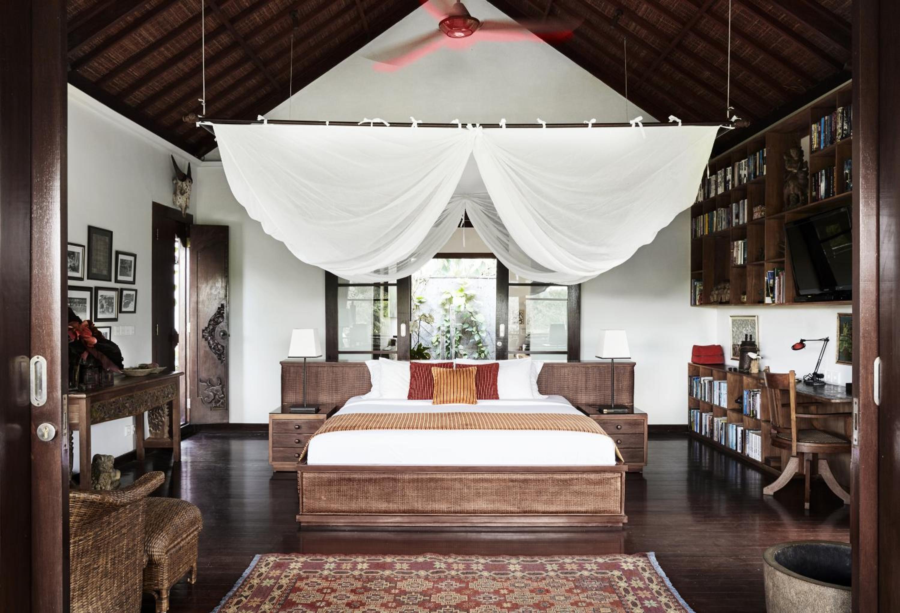Four-Bedroom Villa with Private Pool photo 3