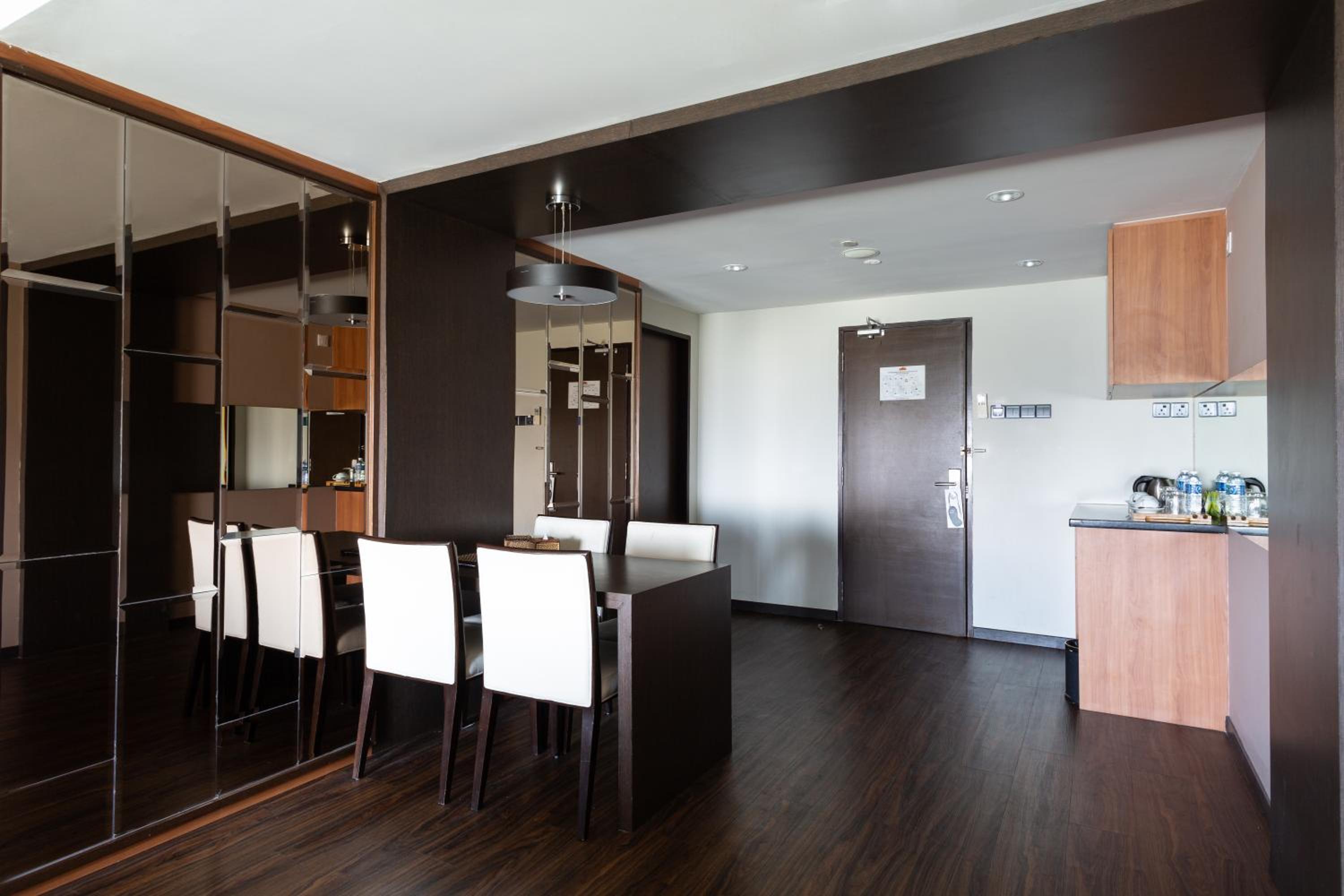 Executive Suite