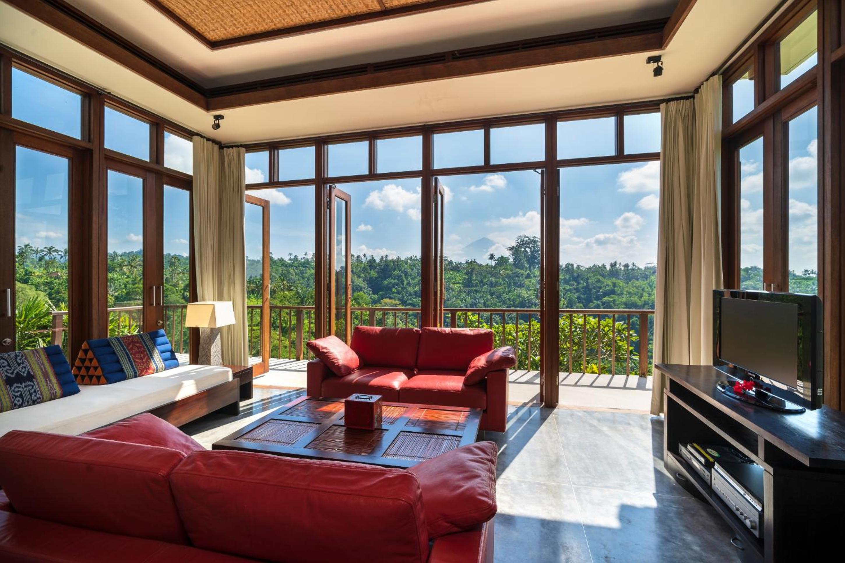 Villa with Private Pool - Photo 6