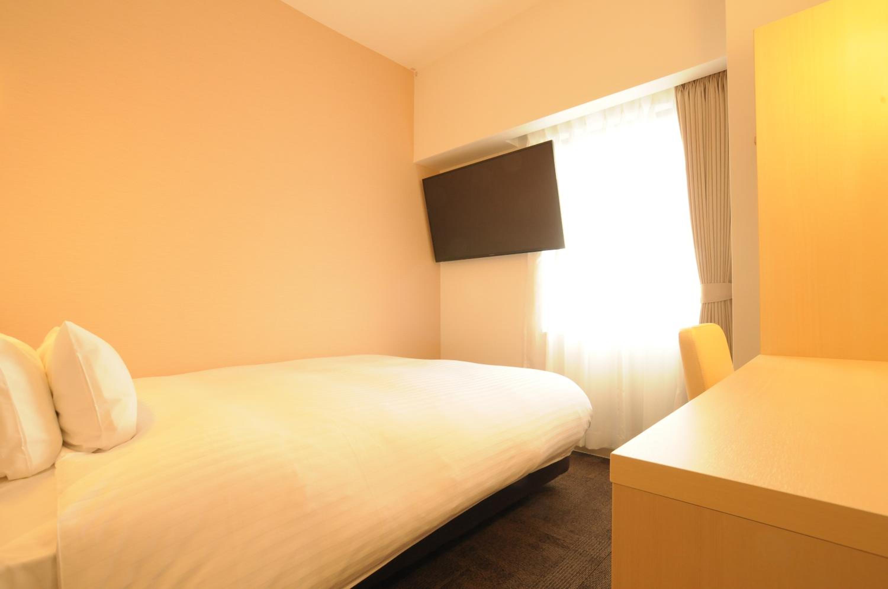 Single Room B - Non-Smoking photo 1