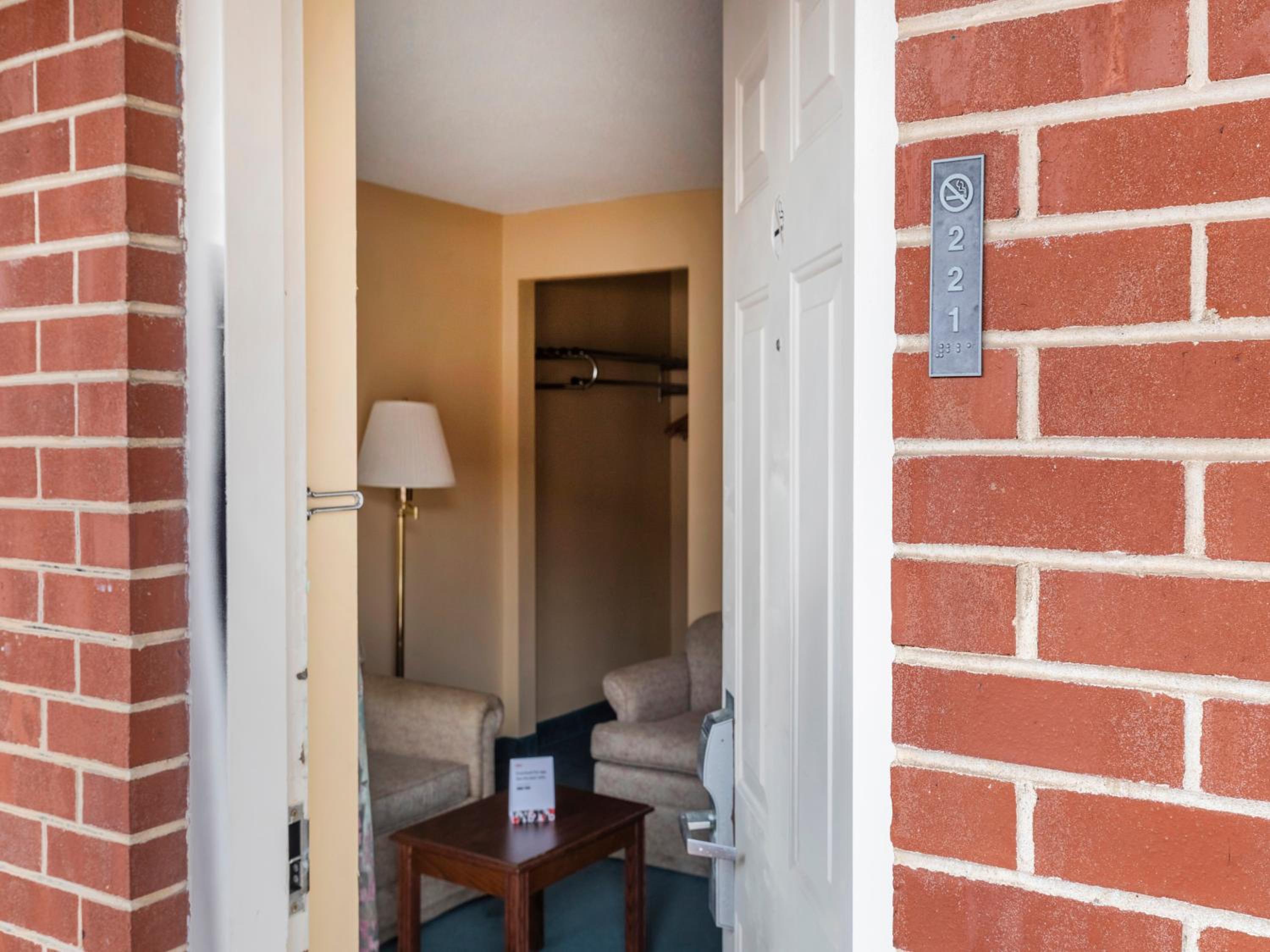 Two-Bedroom Suite photo 3