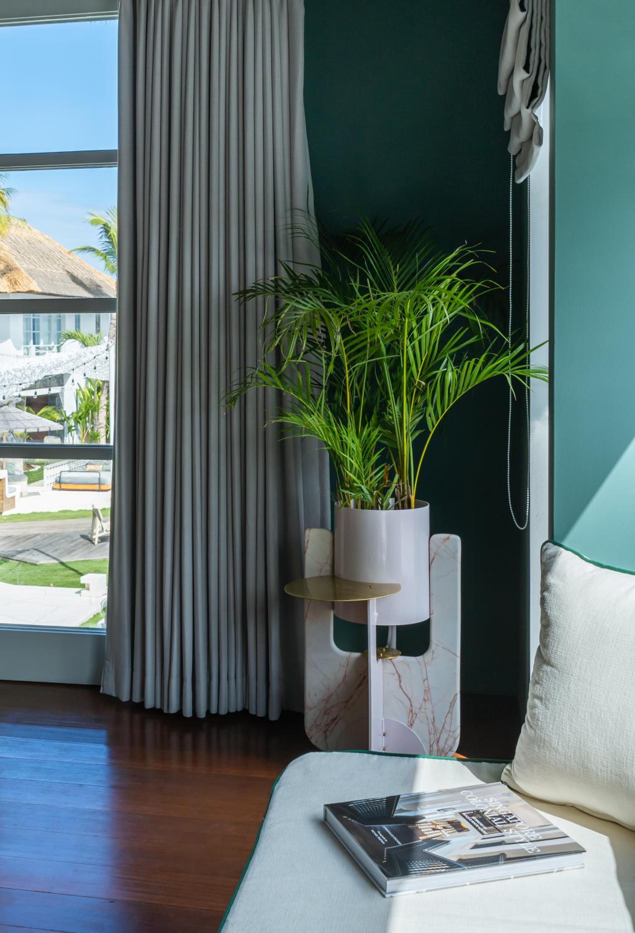 Suite with Sea View
