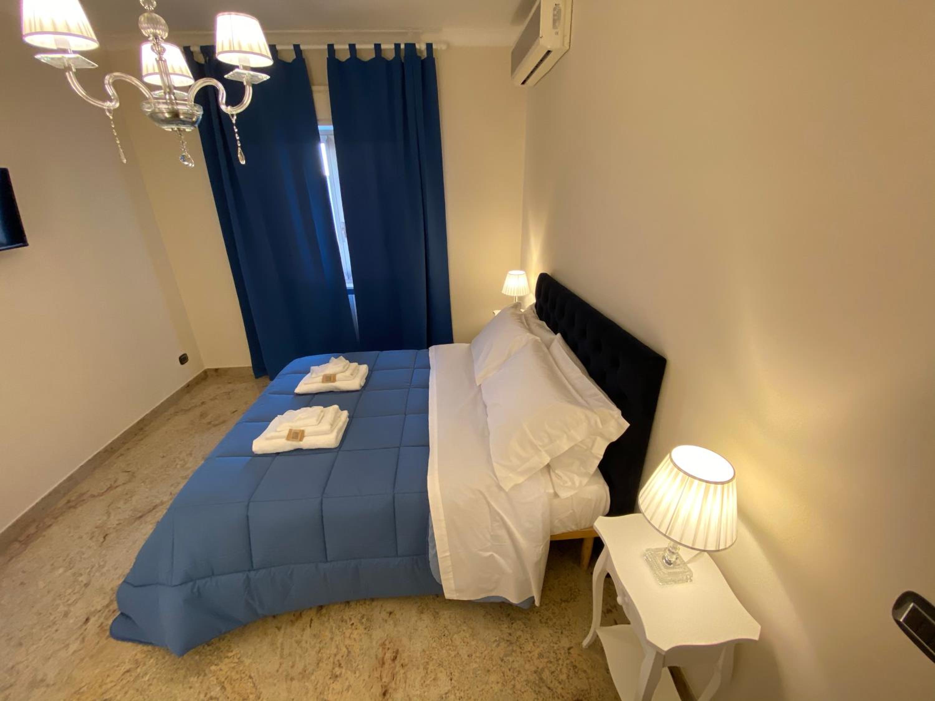 Quadruple Room with Private Bathroom photo 2