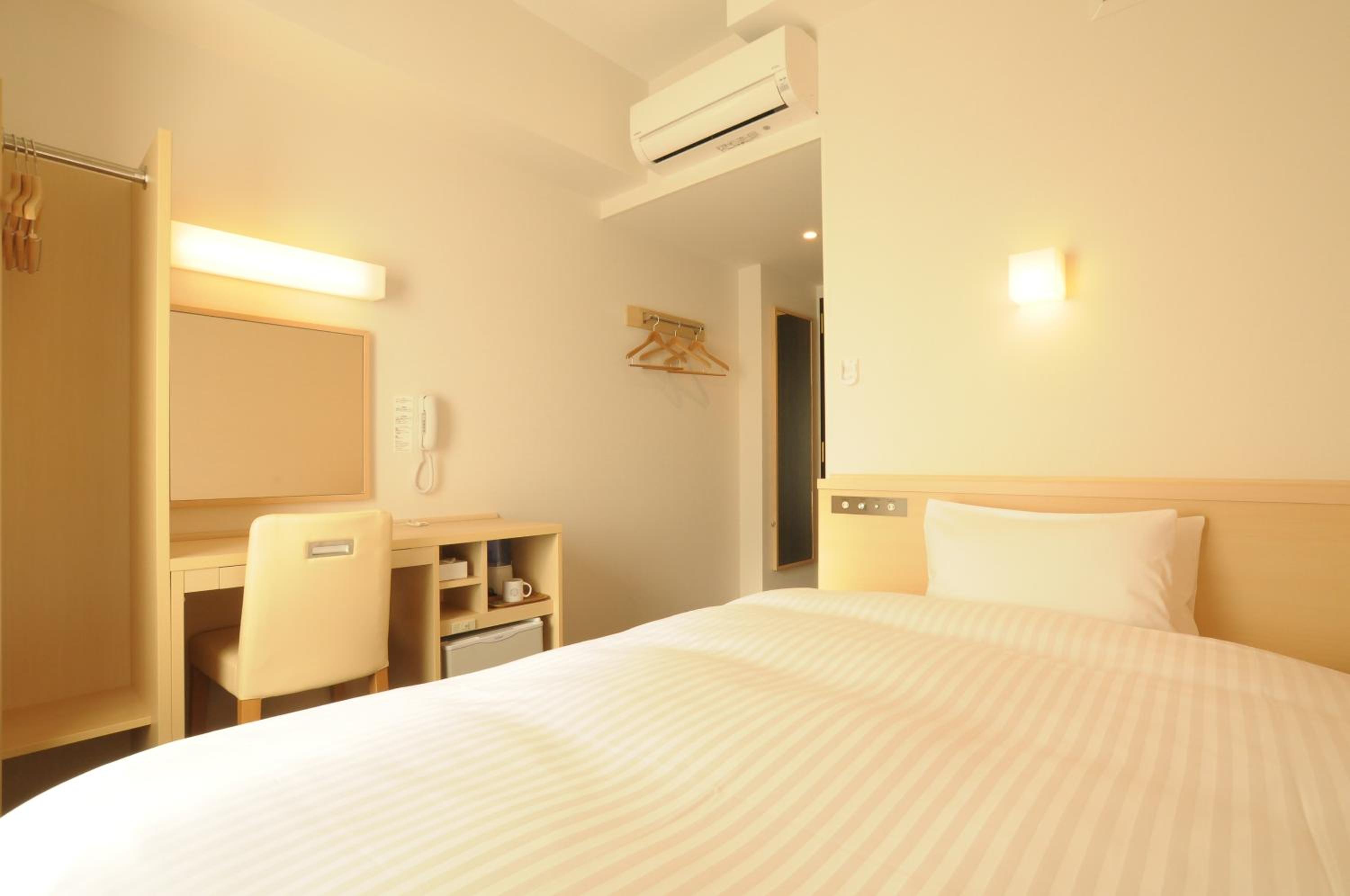 Double Room - Non-Smoking  - Photo 1
