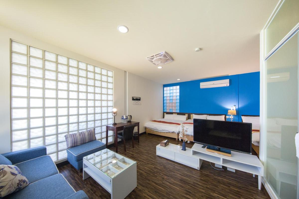 Deluxe Family Room photo 2