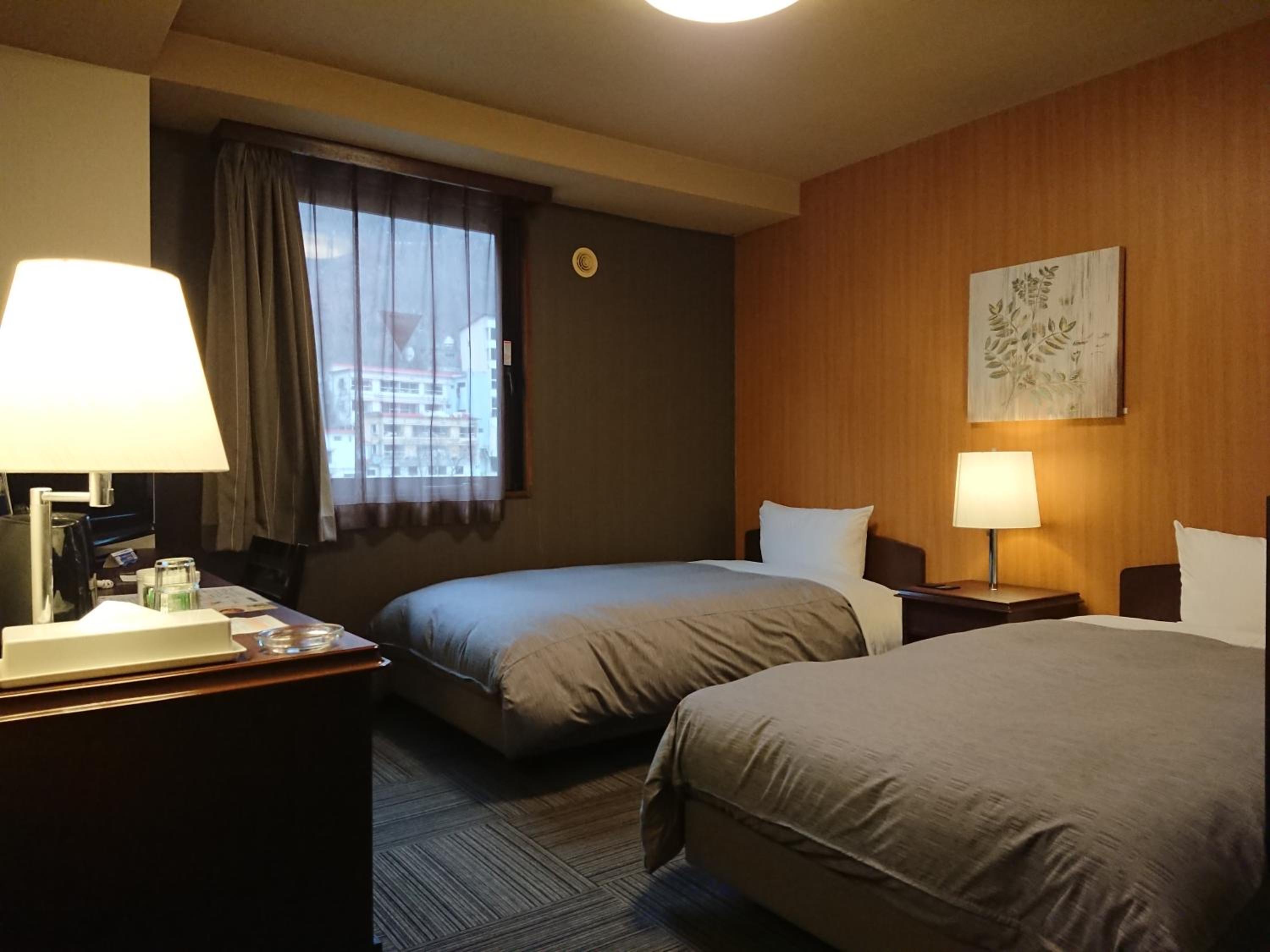 Standard Twin Room - Smoking photo 1