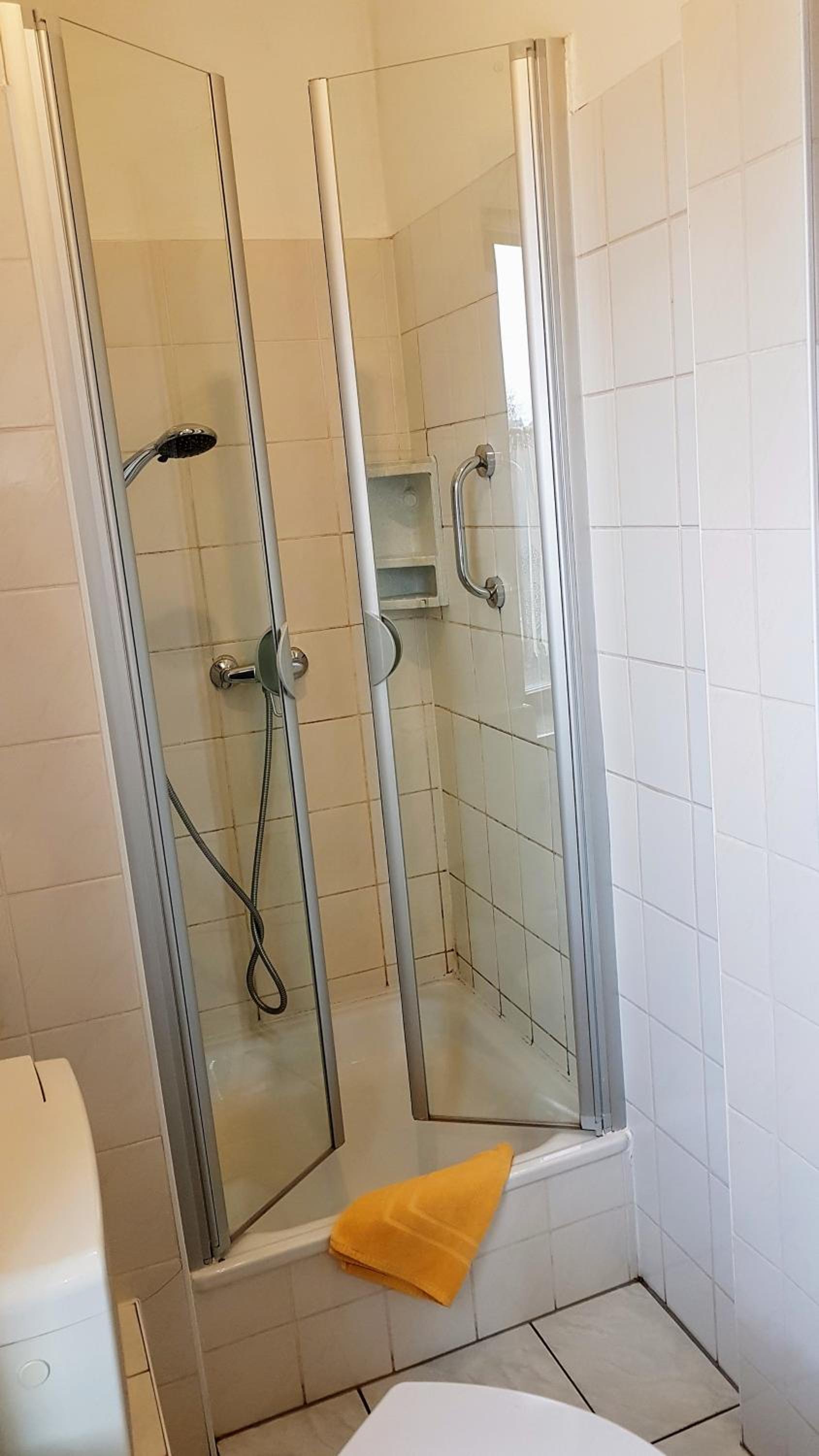 Standard Twin Room photo 3