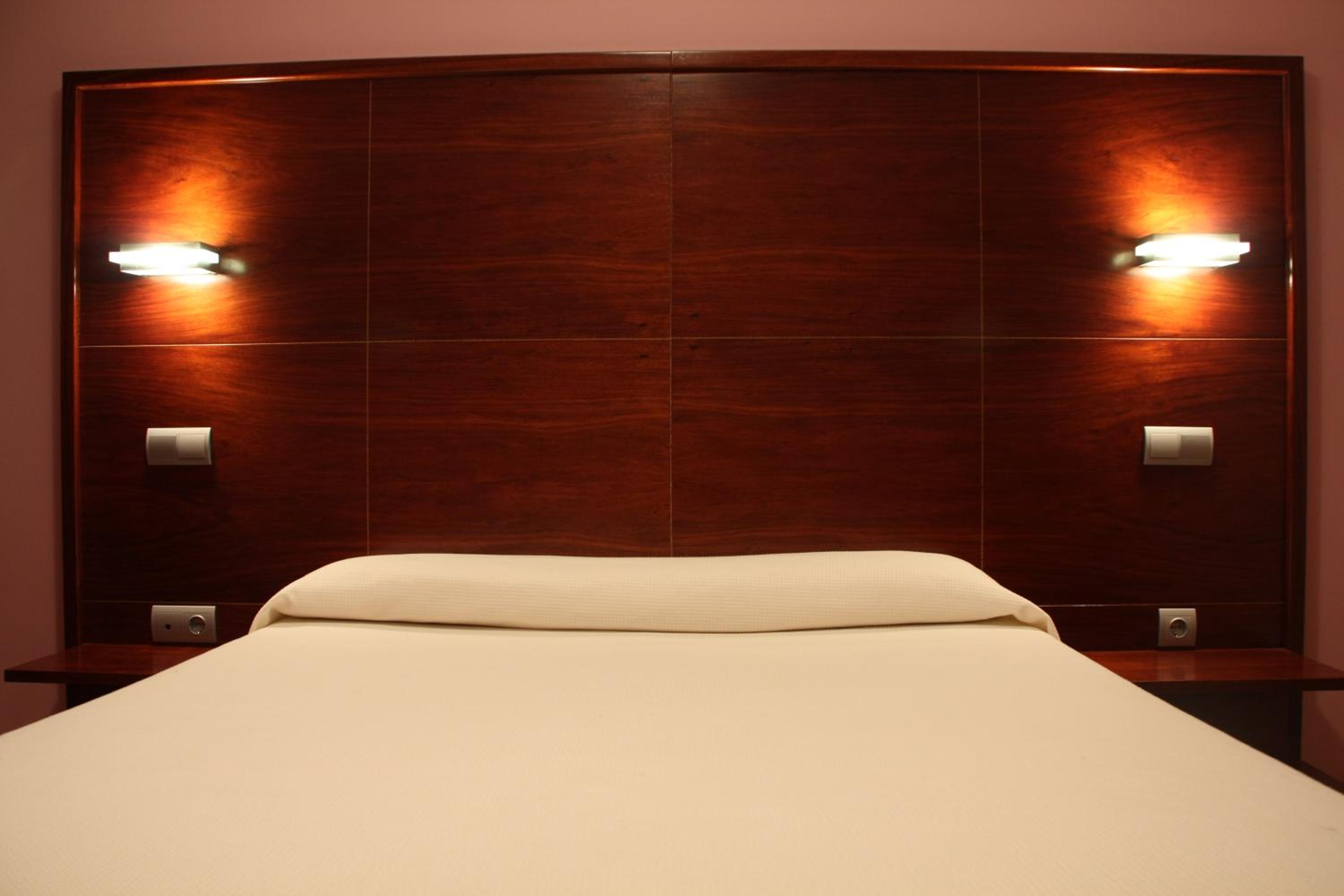 Habitación Estándar con Cama Queen