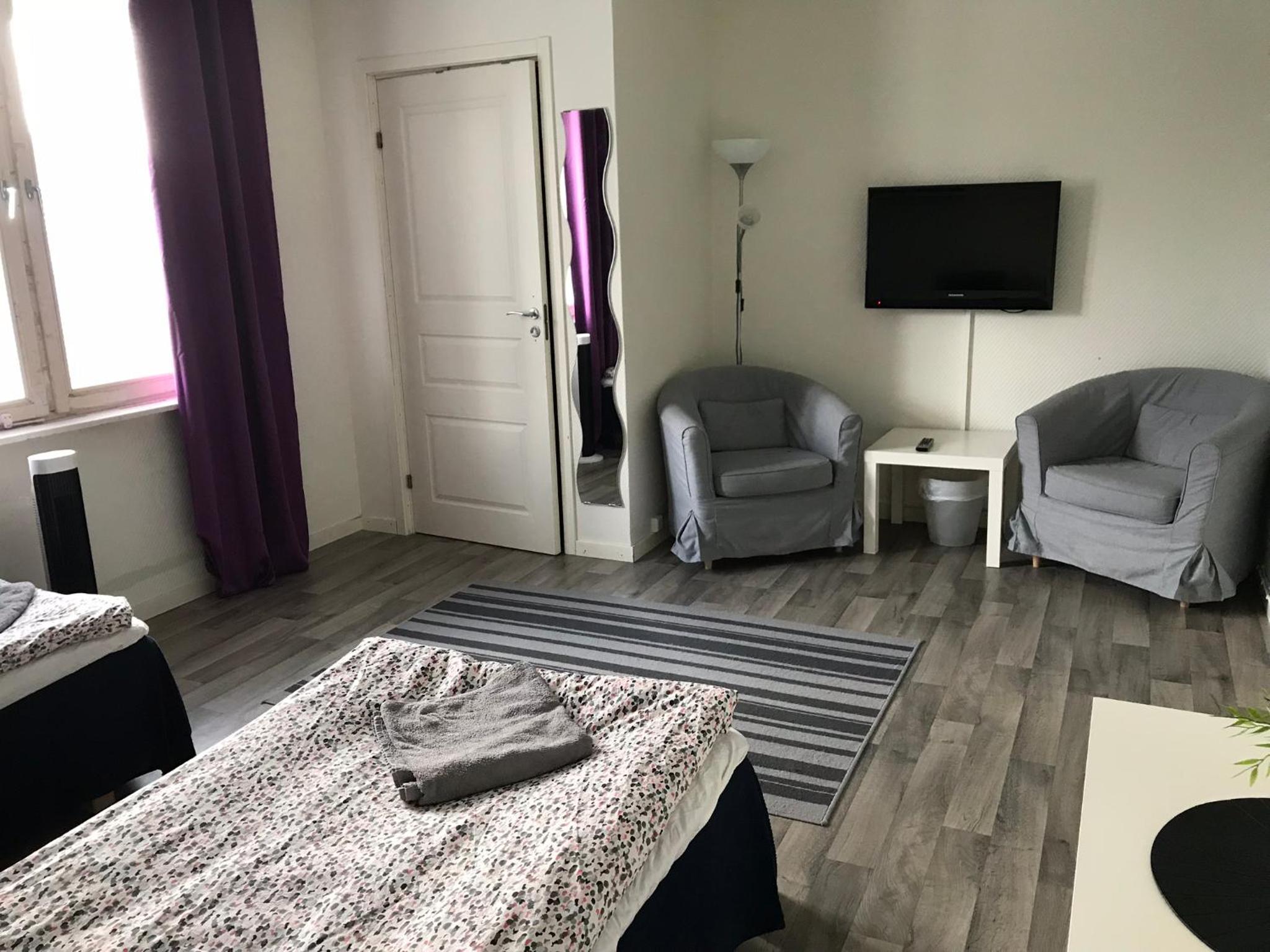Double Room with Private Bathroom photo 3