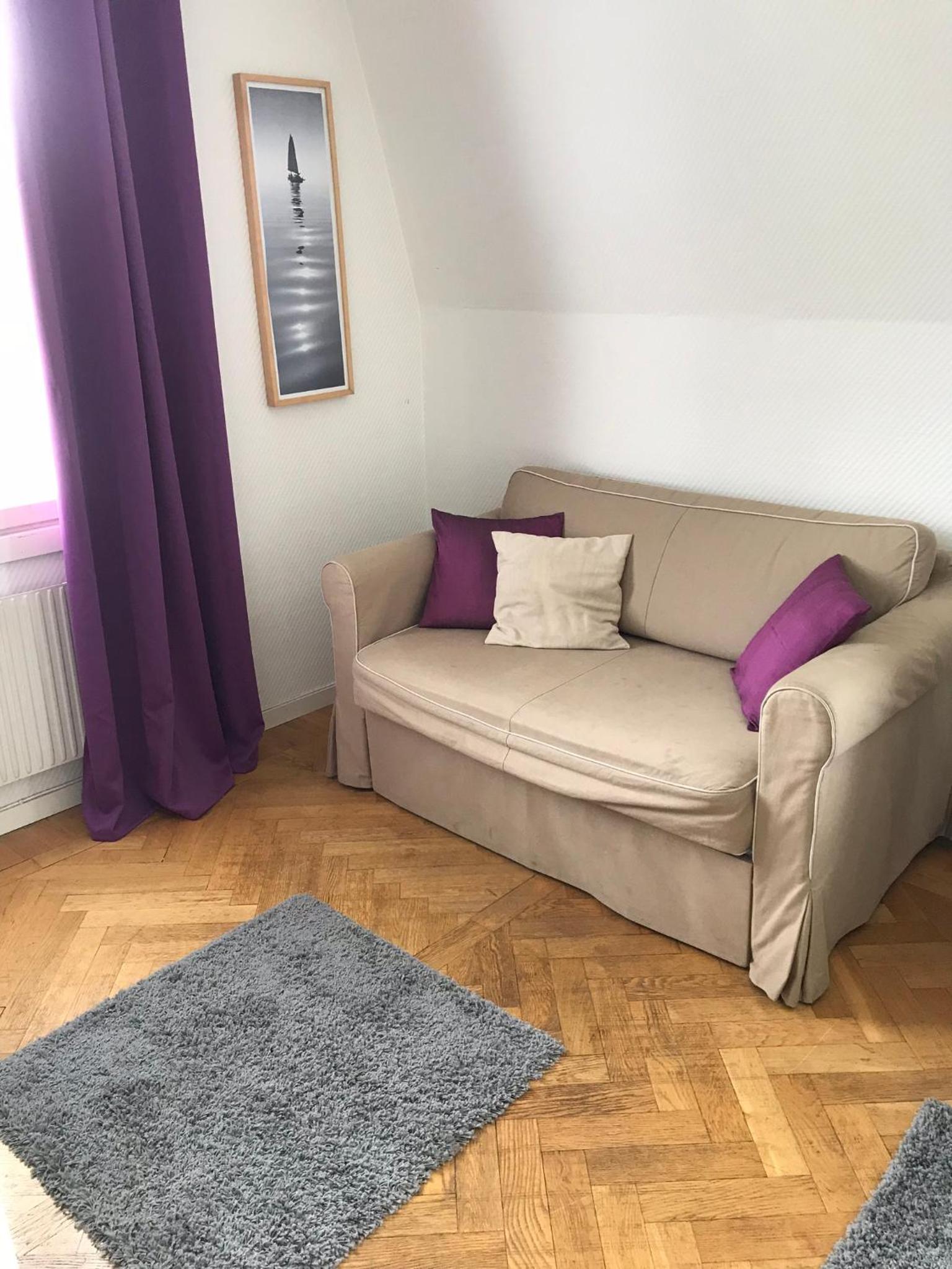 Standard Family Room photo 2
