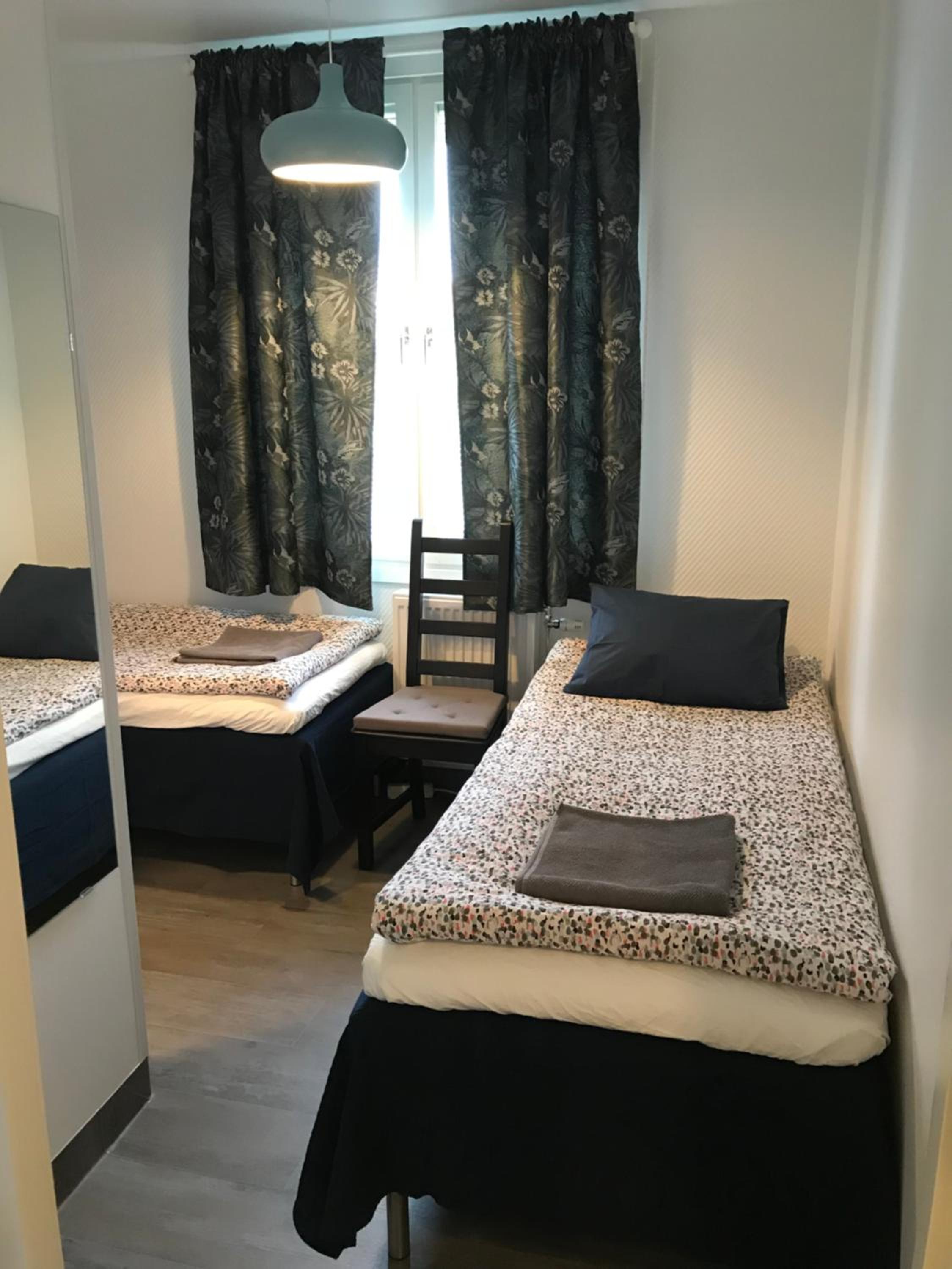 Double Room with Private Bathroom - Photo 1