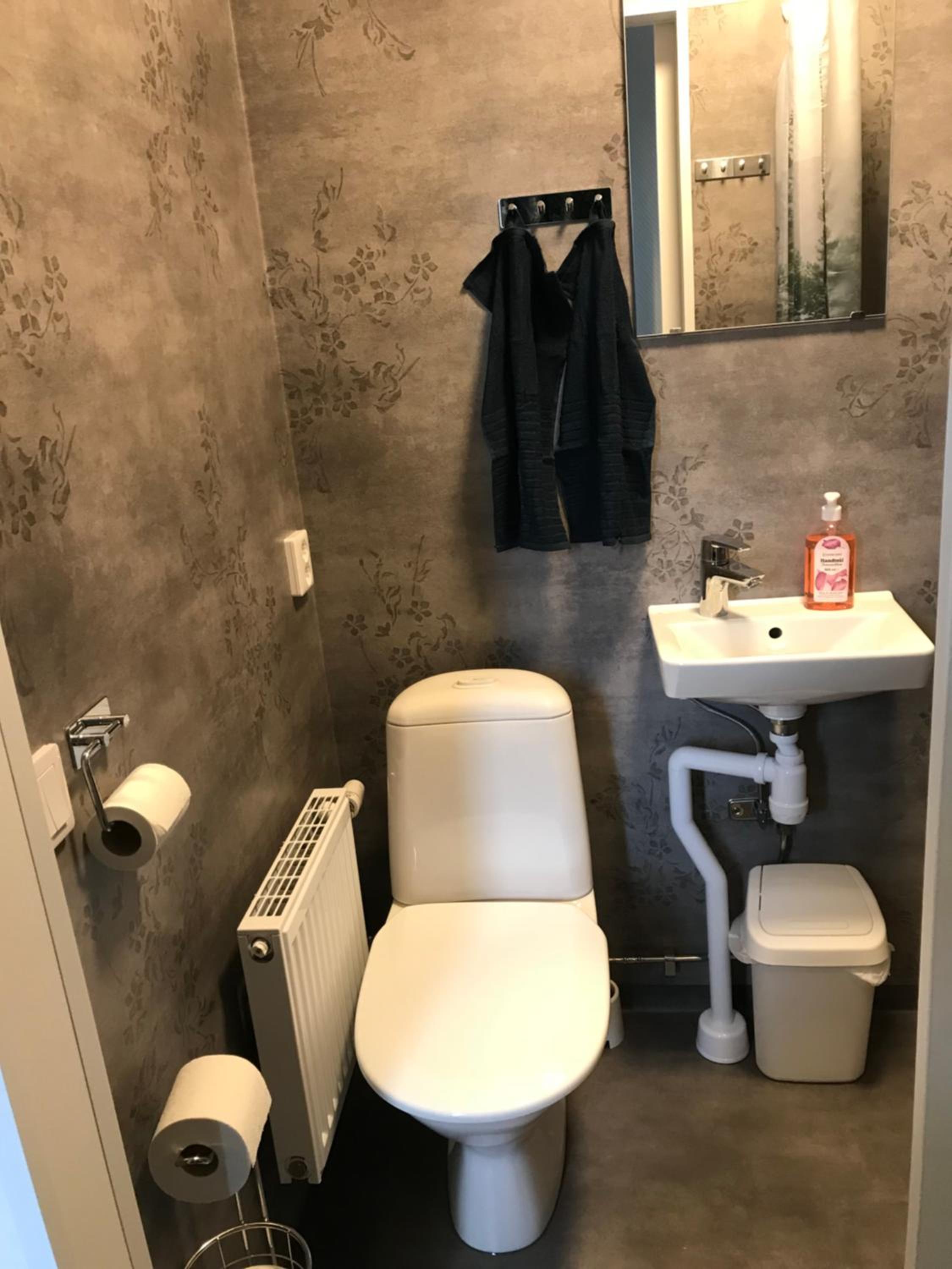 Double Room with Private Bathroom - Photo 3
