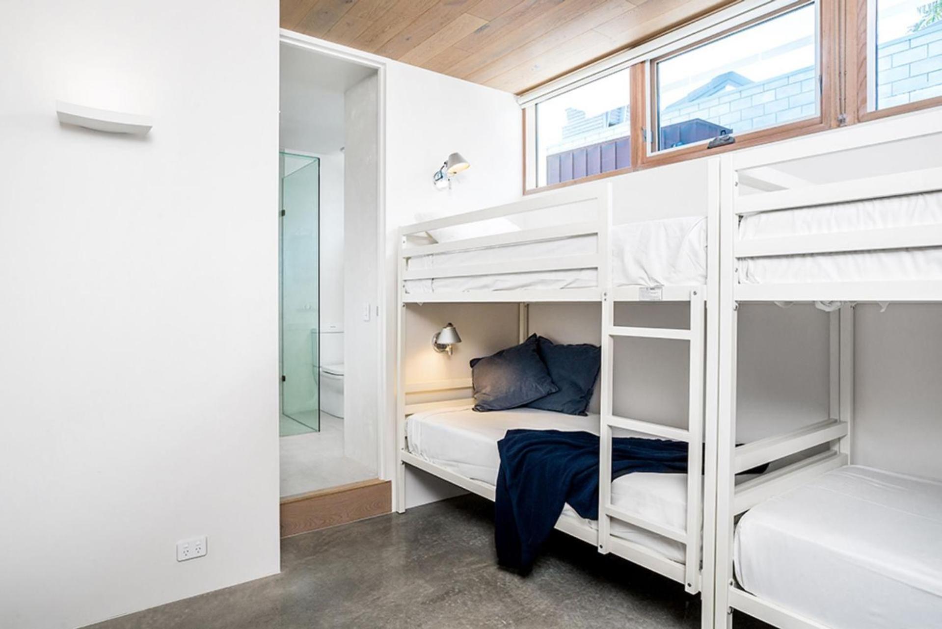 Four-Bedroom House photo 1