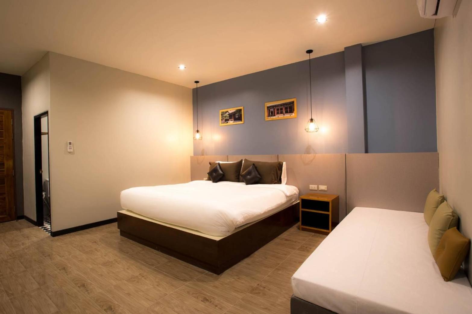 Superior King Room