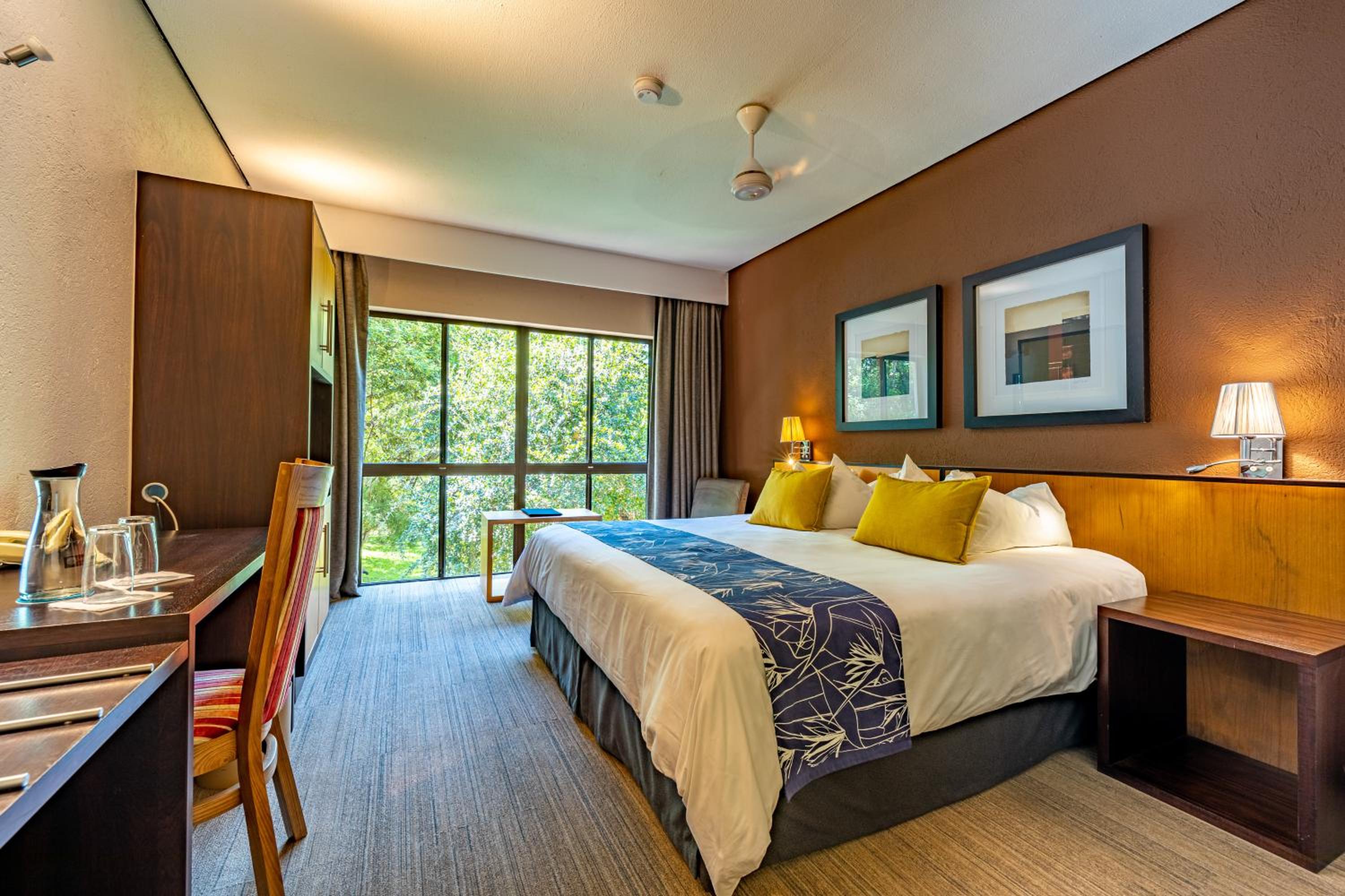 Standard Twin Room - Photo 3
