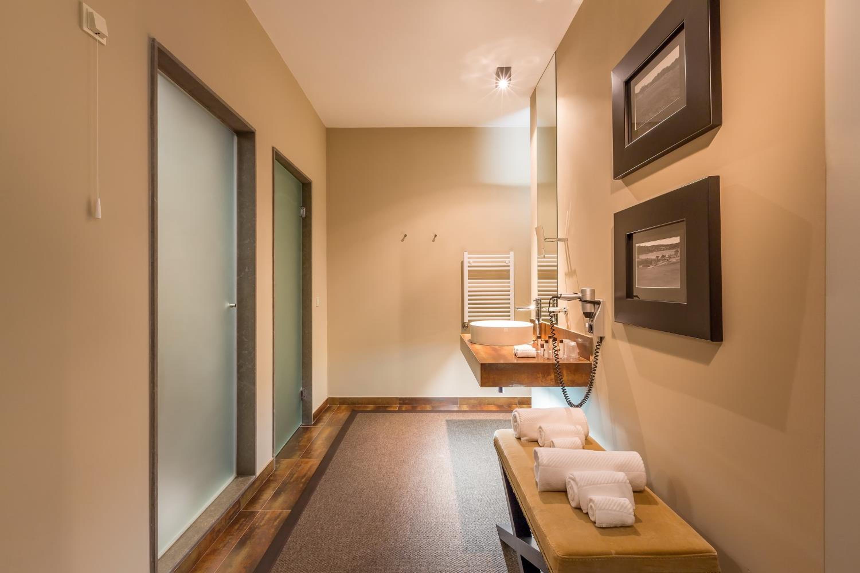 Available room