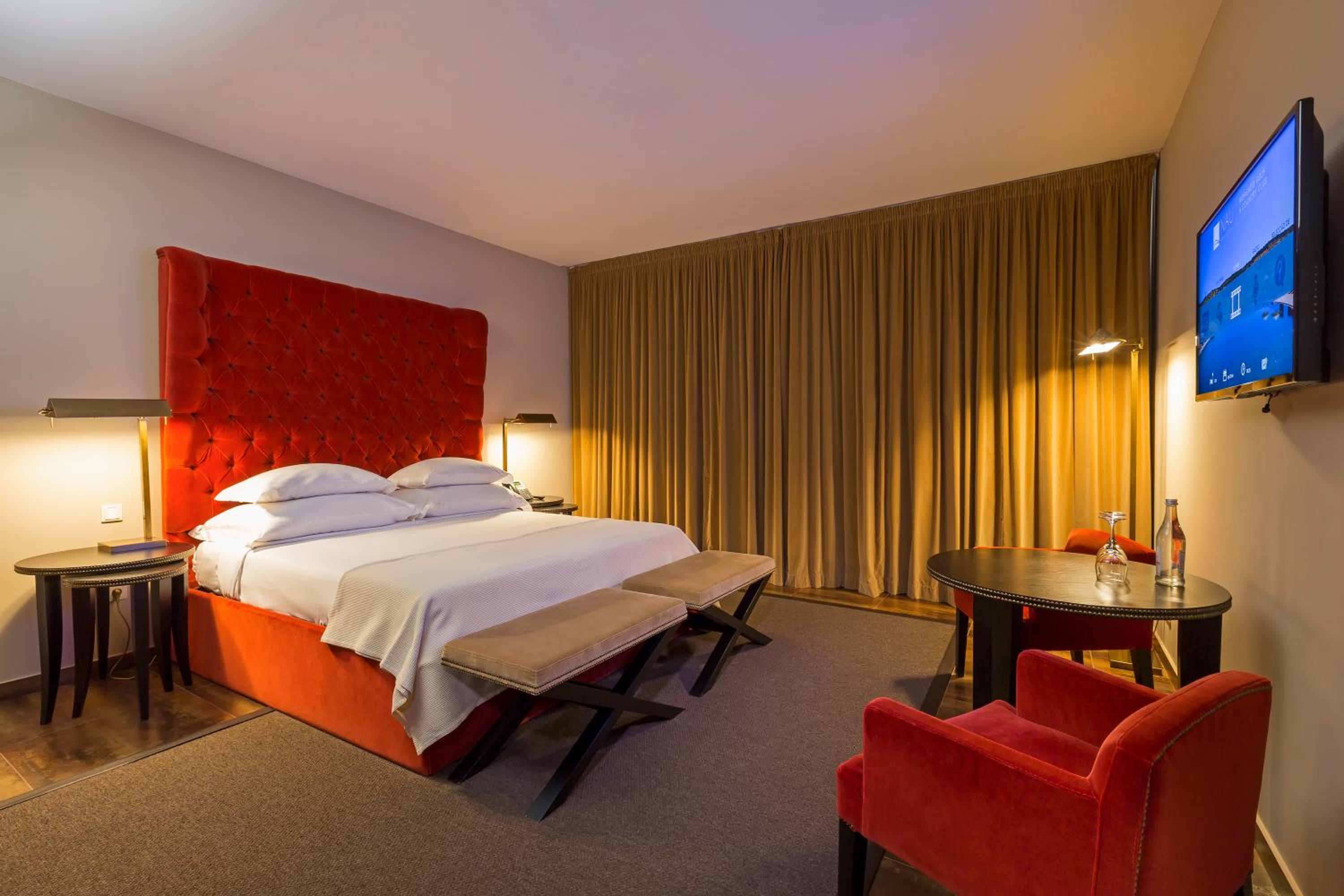 Available room