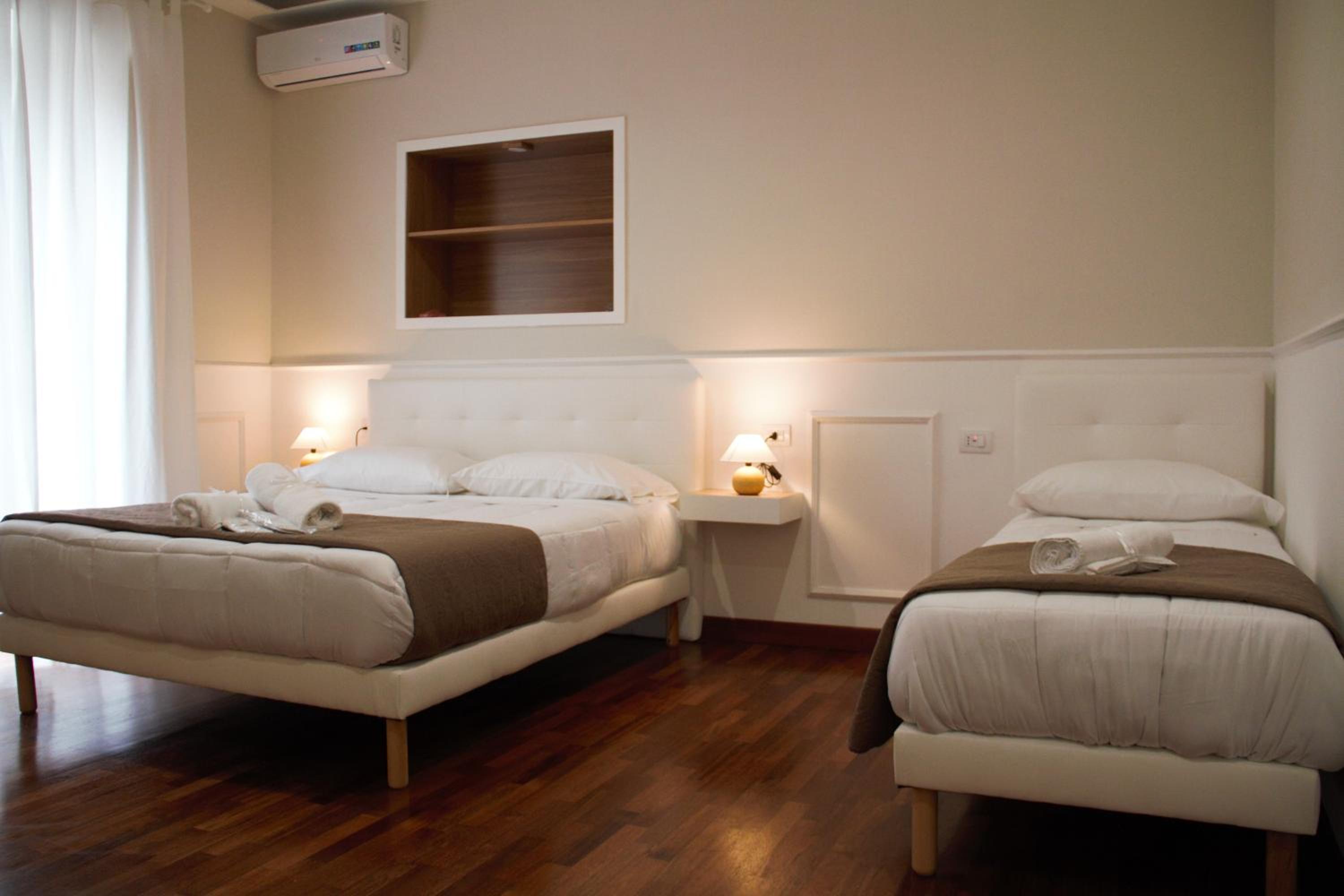 Triple Room with Private Bathroom