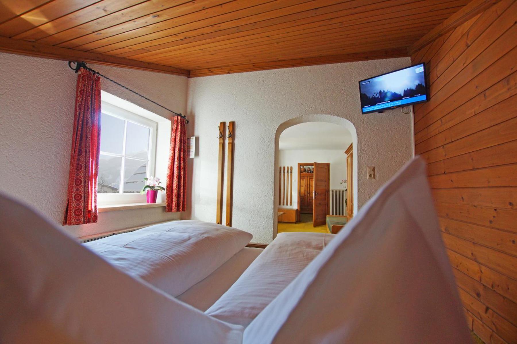 Classic Triple Room photo 2