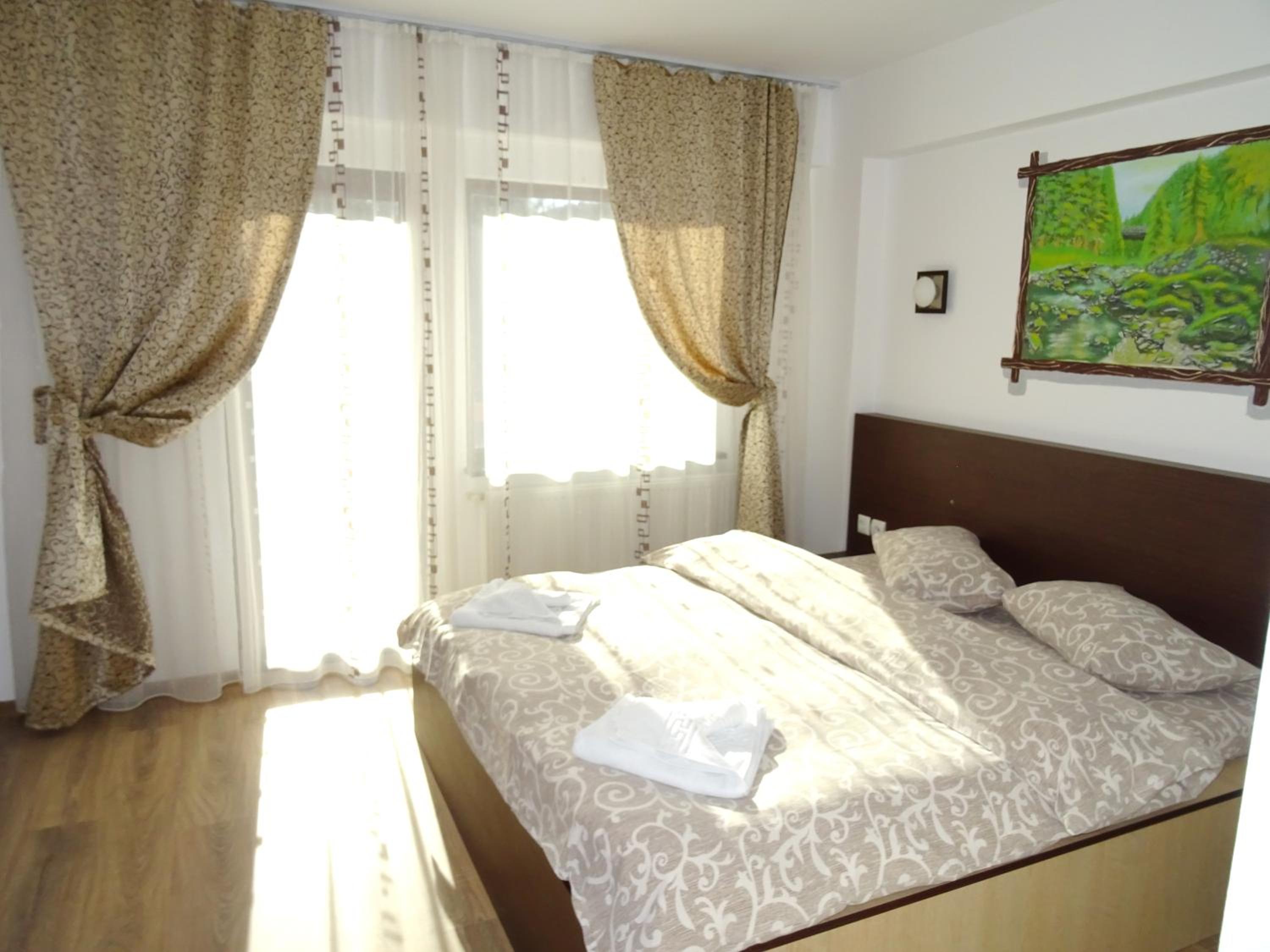 Queen Room with Balcony