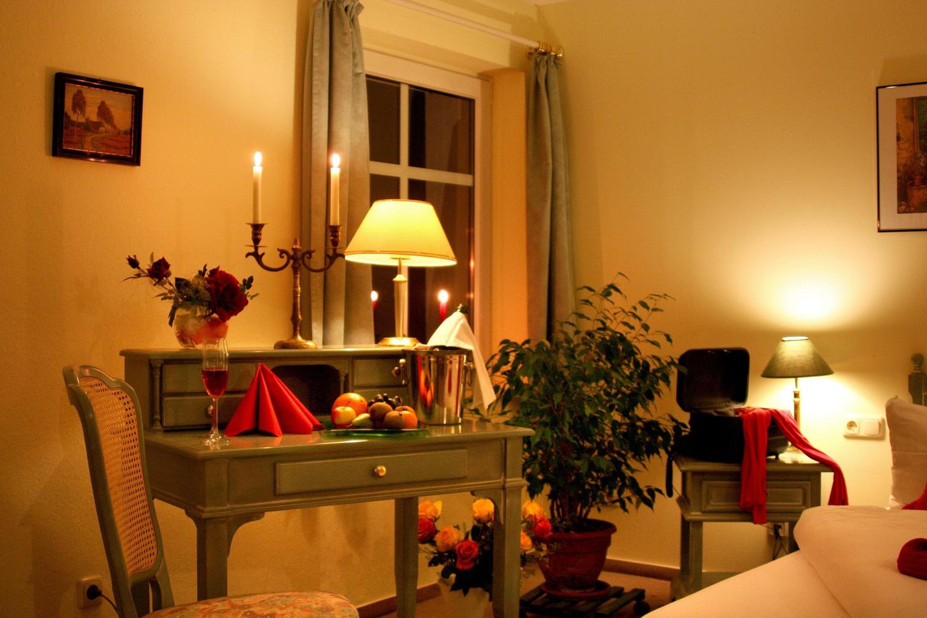 Double Room with Private Bathroom - Photo 5