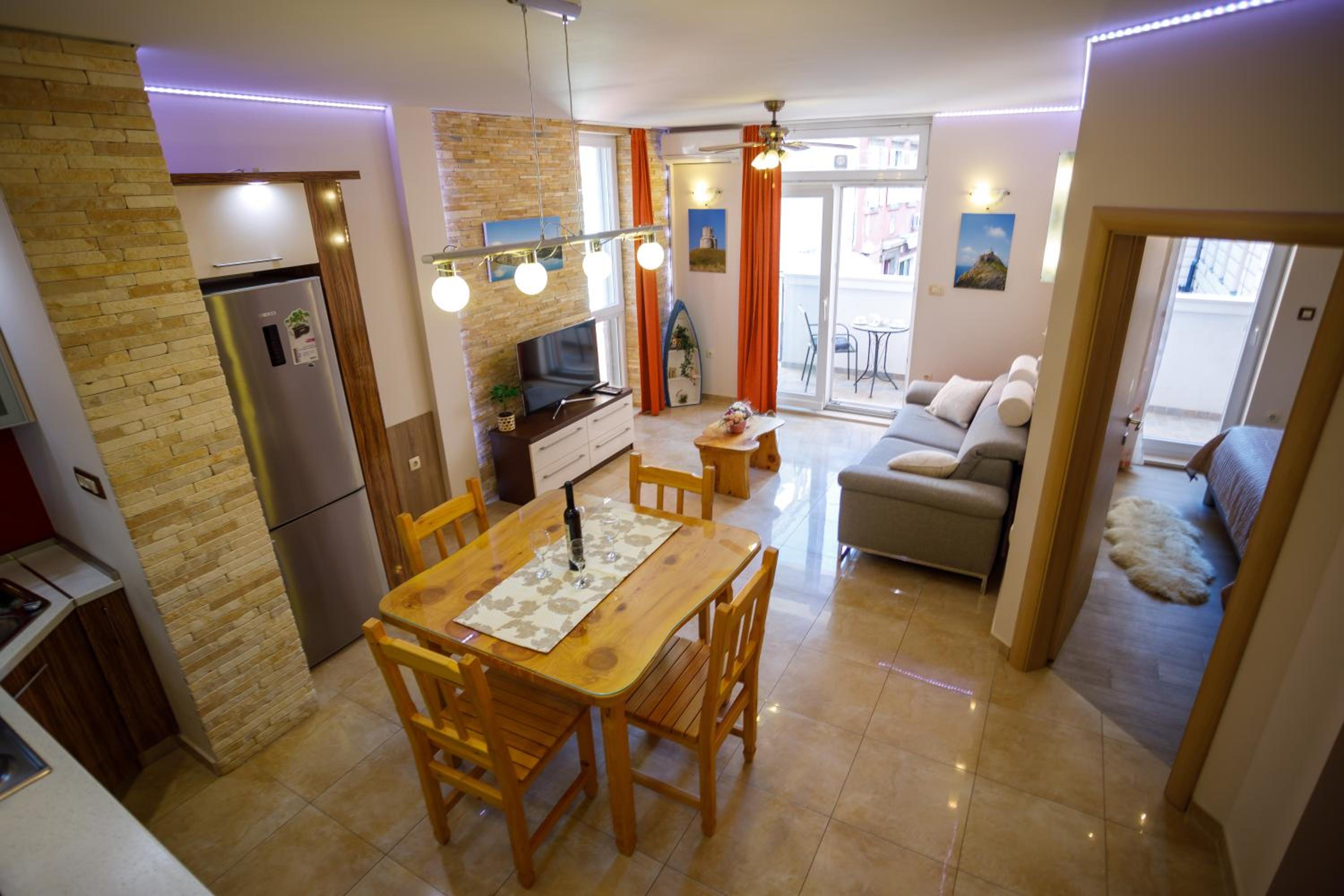 Two-Bedroom Apartment with Balcony - Photo 1