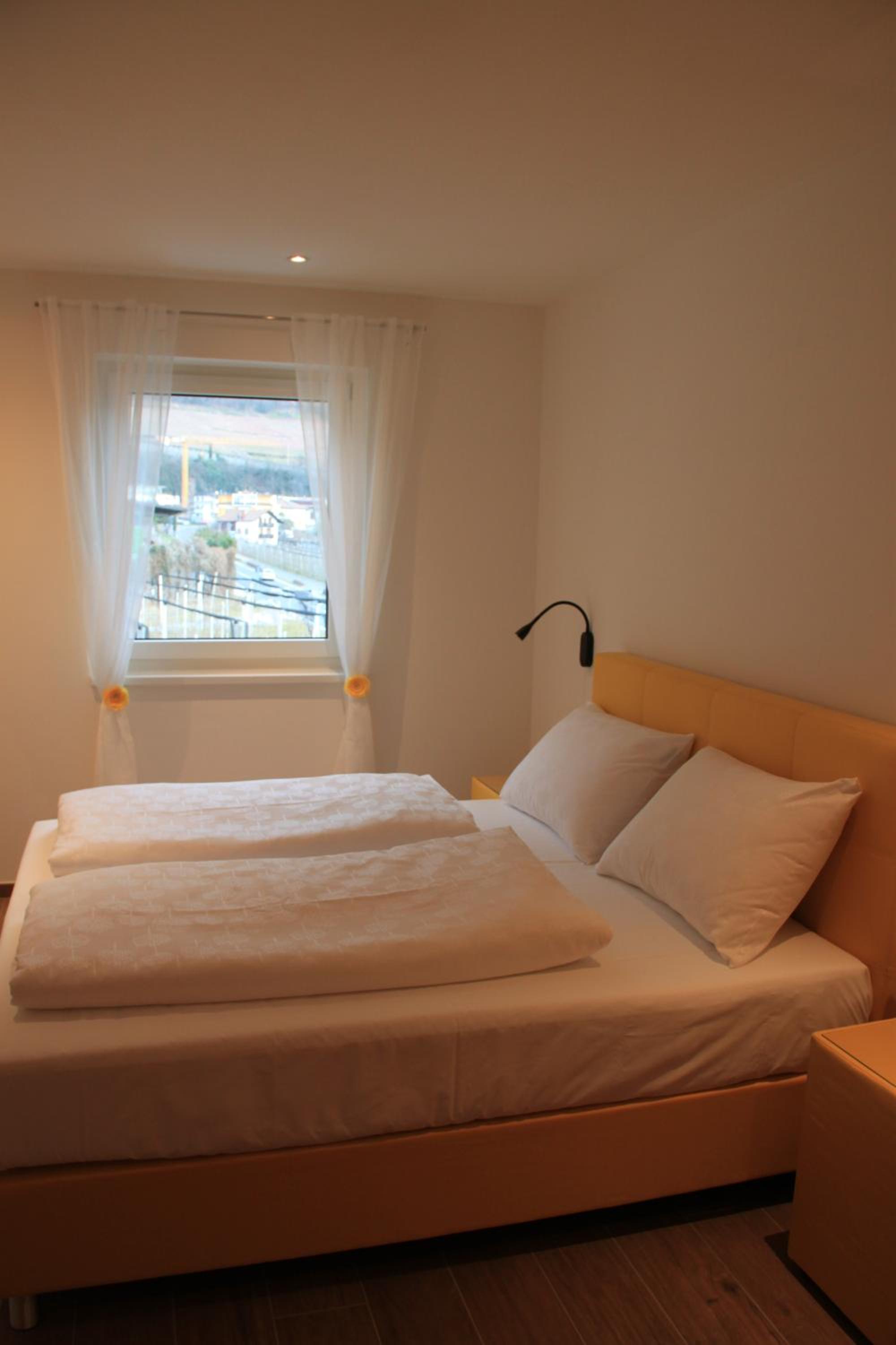 Apartment with Balcony photo 2