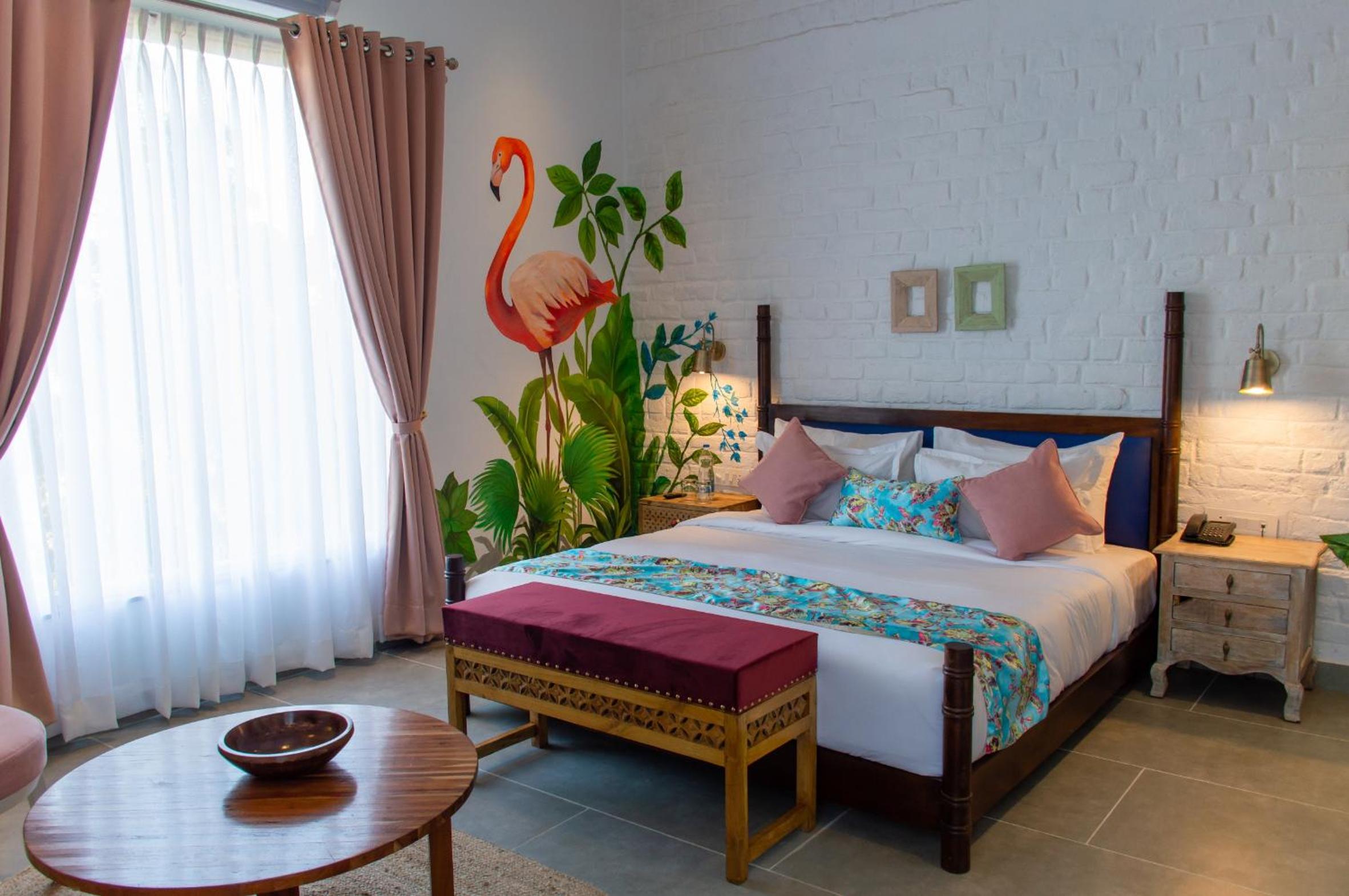 Elite Room With Balcony - 20% off on Lunch ,Happy Hours(12pm-6pm) 1+1 on mocktail or cocktail, Live Music (Thu to Sun, 8 pm onwards)