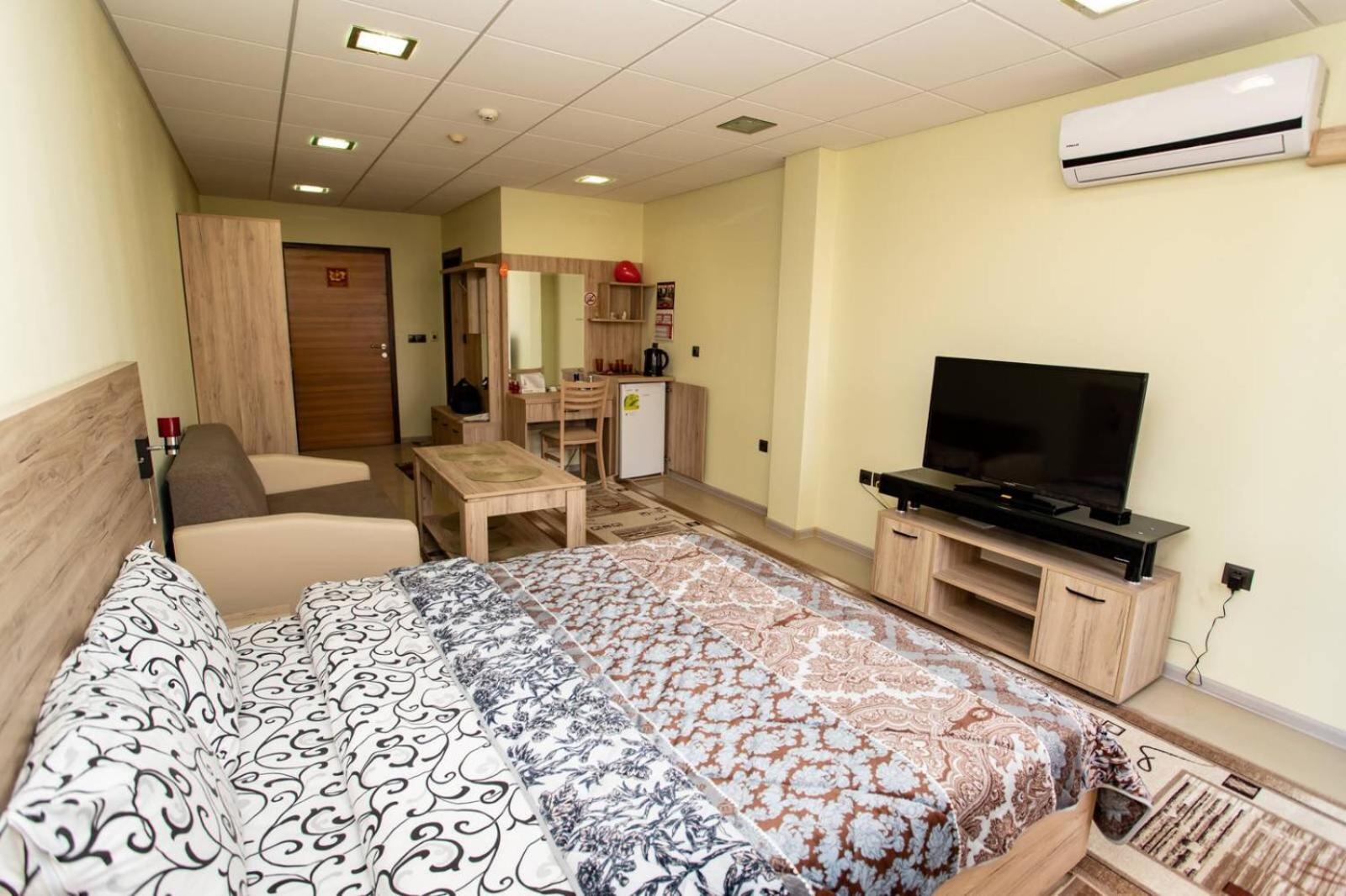 Single Room with Balcony photo 2