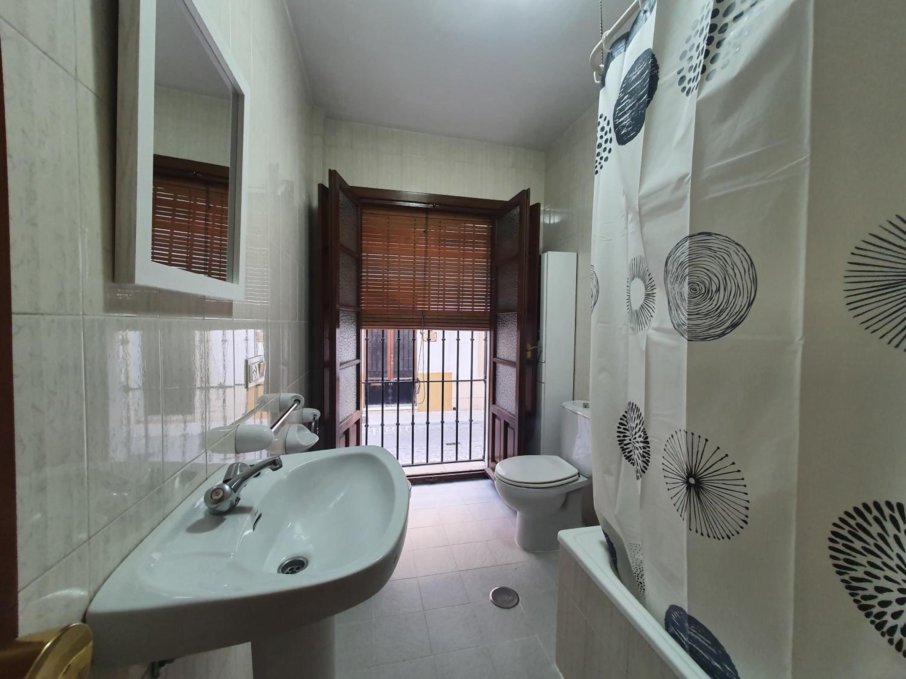 Two-Bedroom Apartment - Photo 23