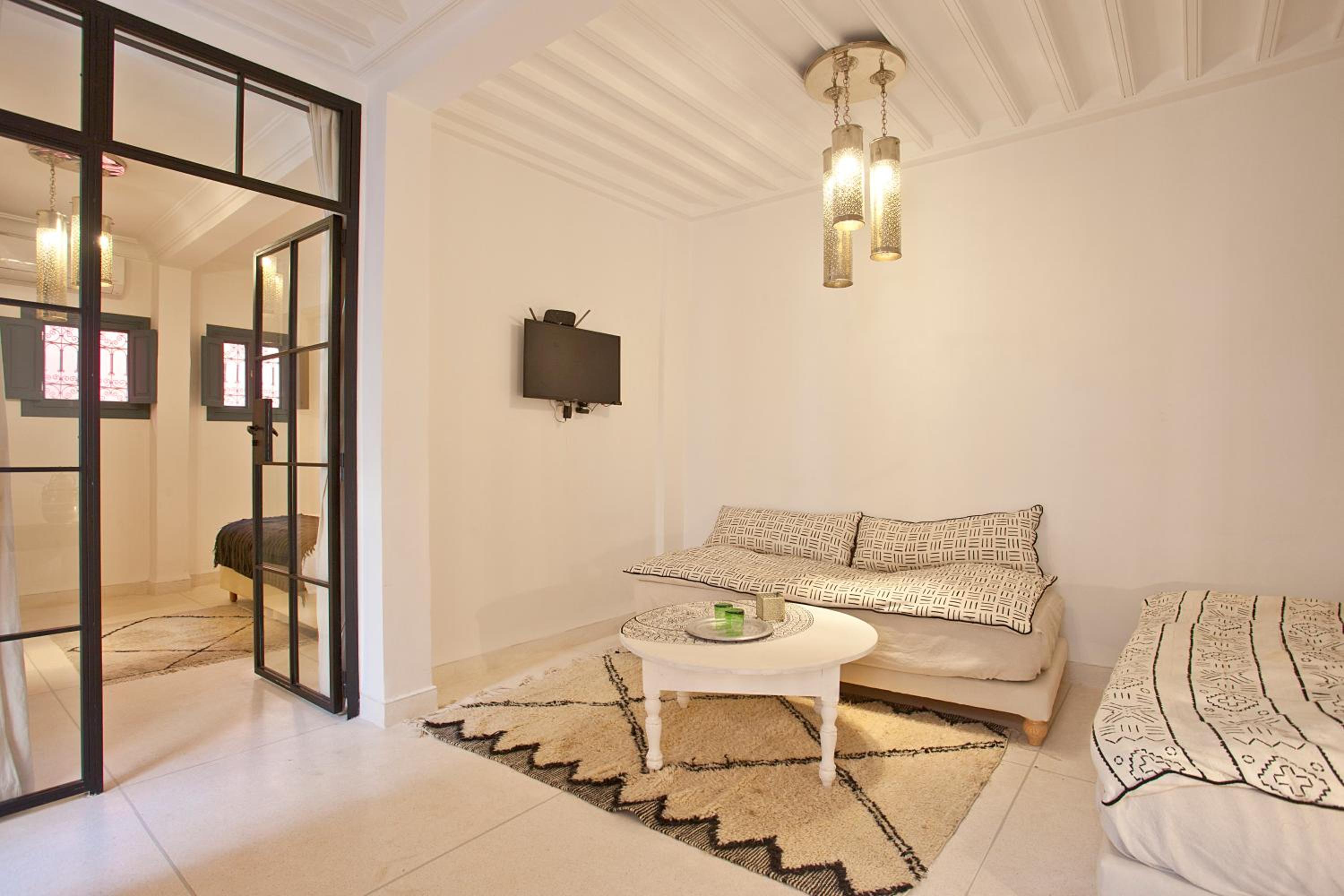 Deluxe King Suite