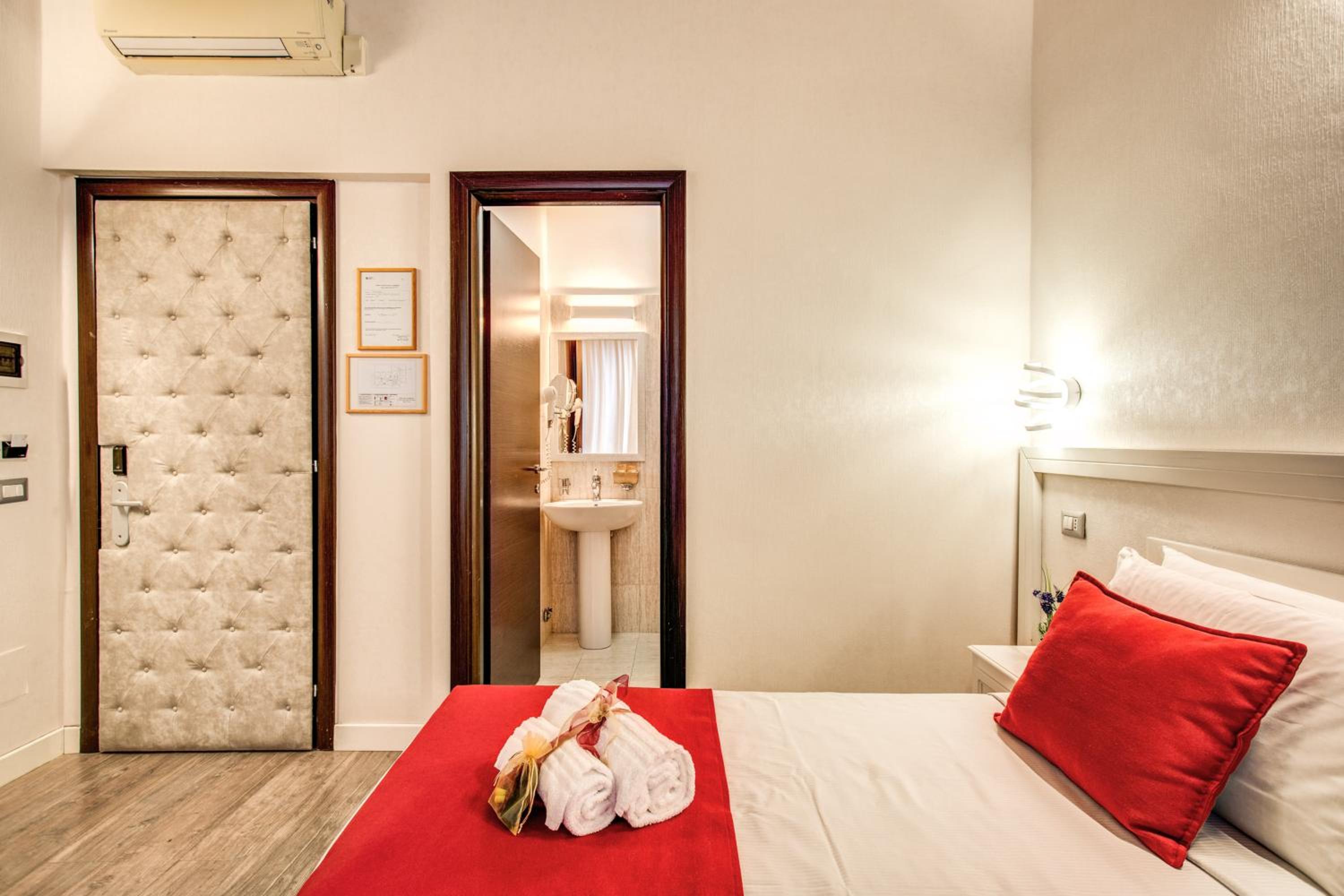 Triple Room photo 3