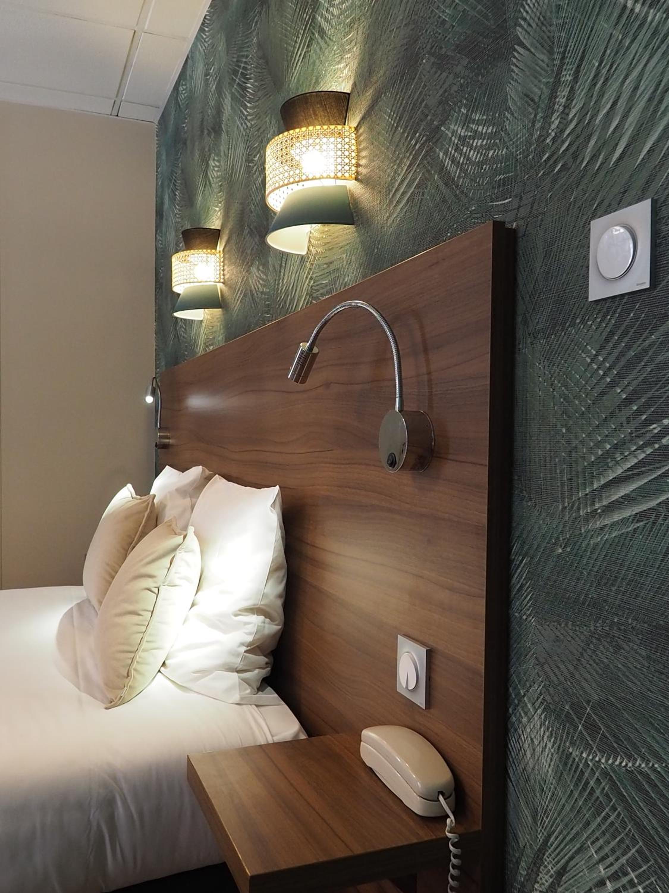 Superior Double Room - Photo 9