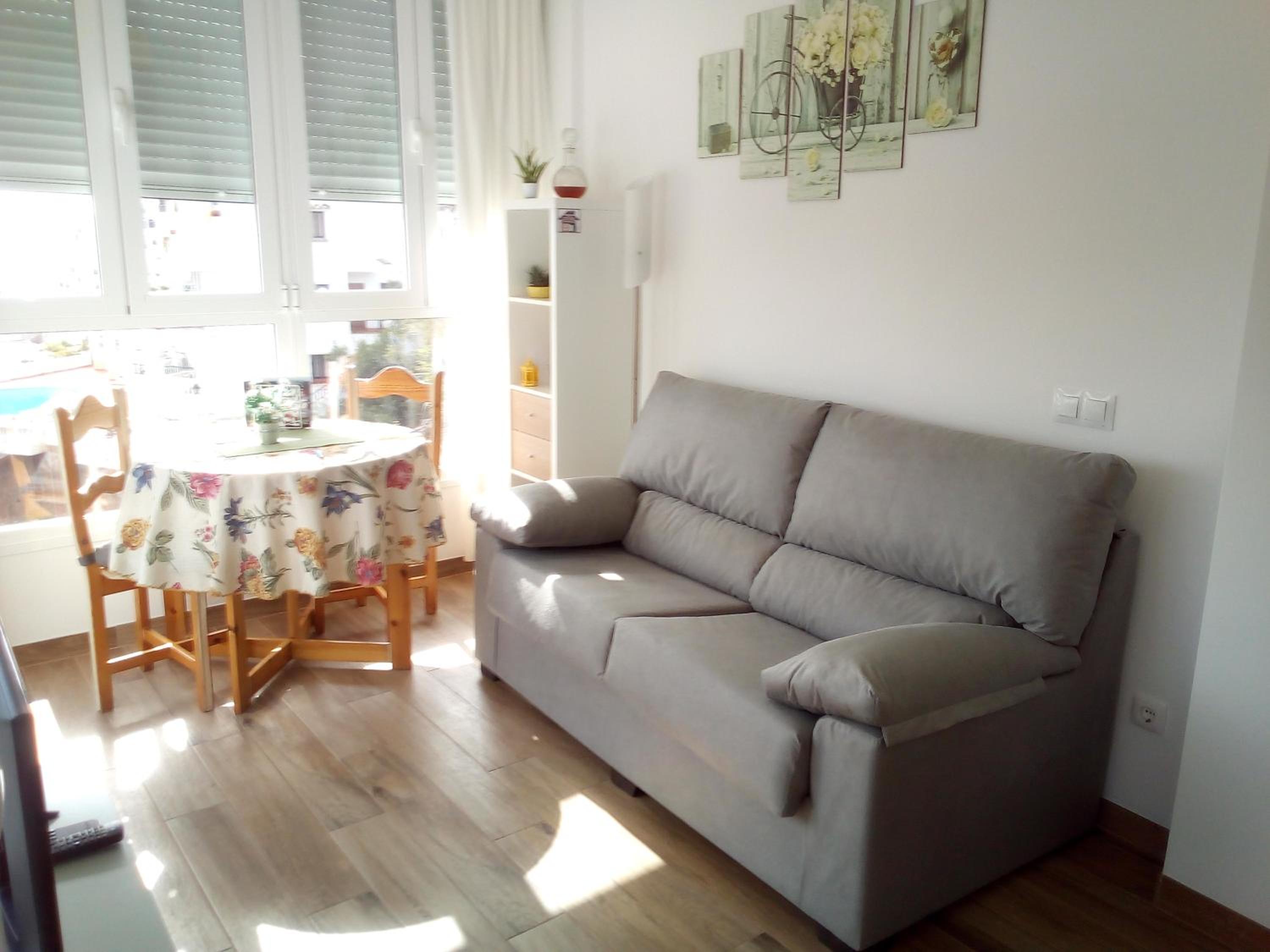 Apartment photo 2