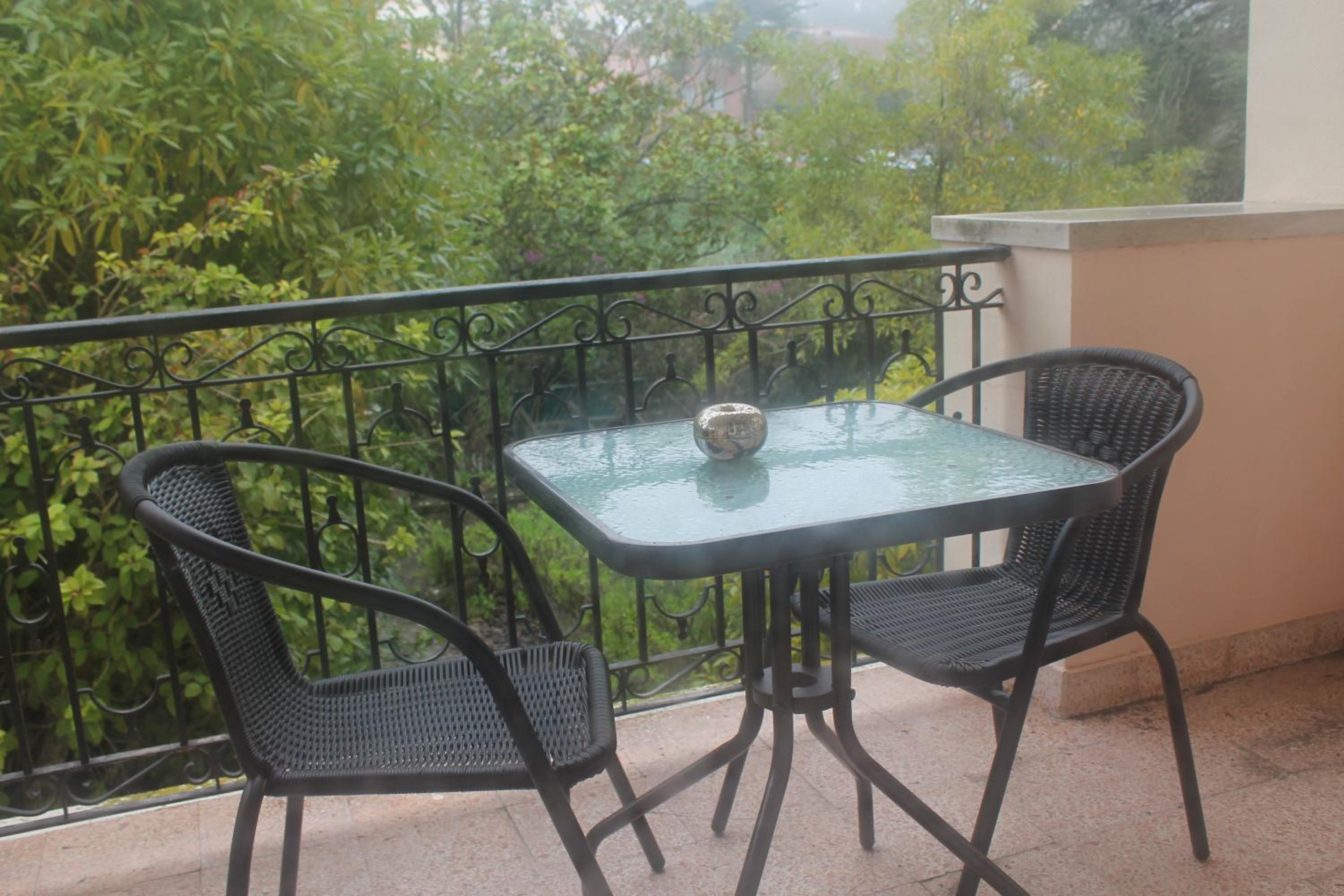 Deluxe Double Room with Balcony - Photo 3