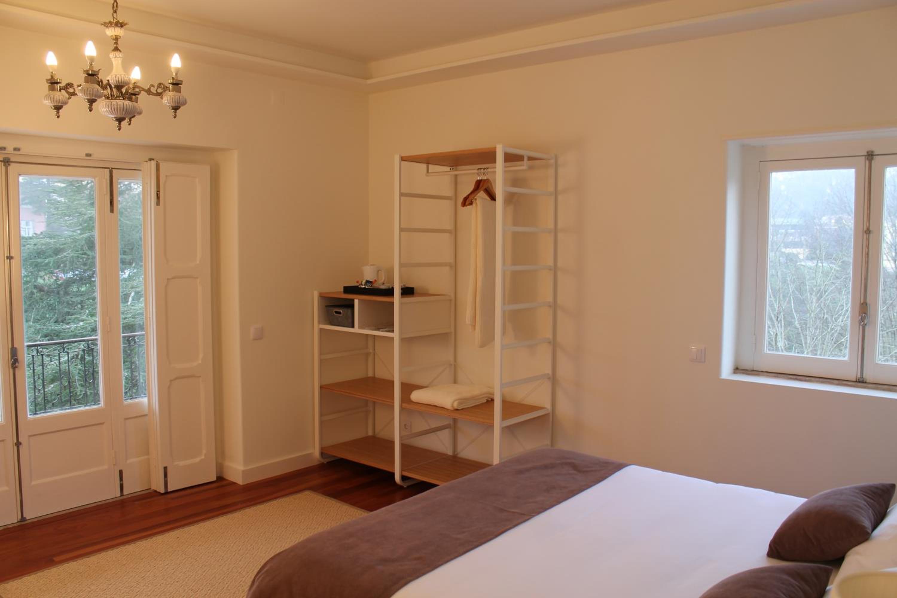 Deluxe Double Room with Balcony - Photo 1