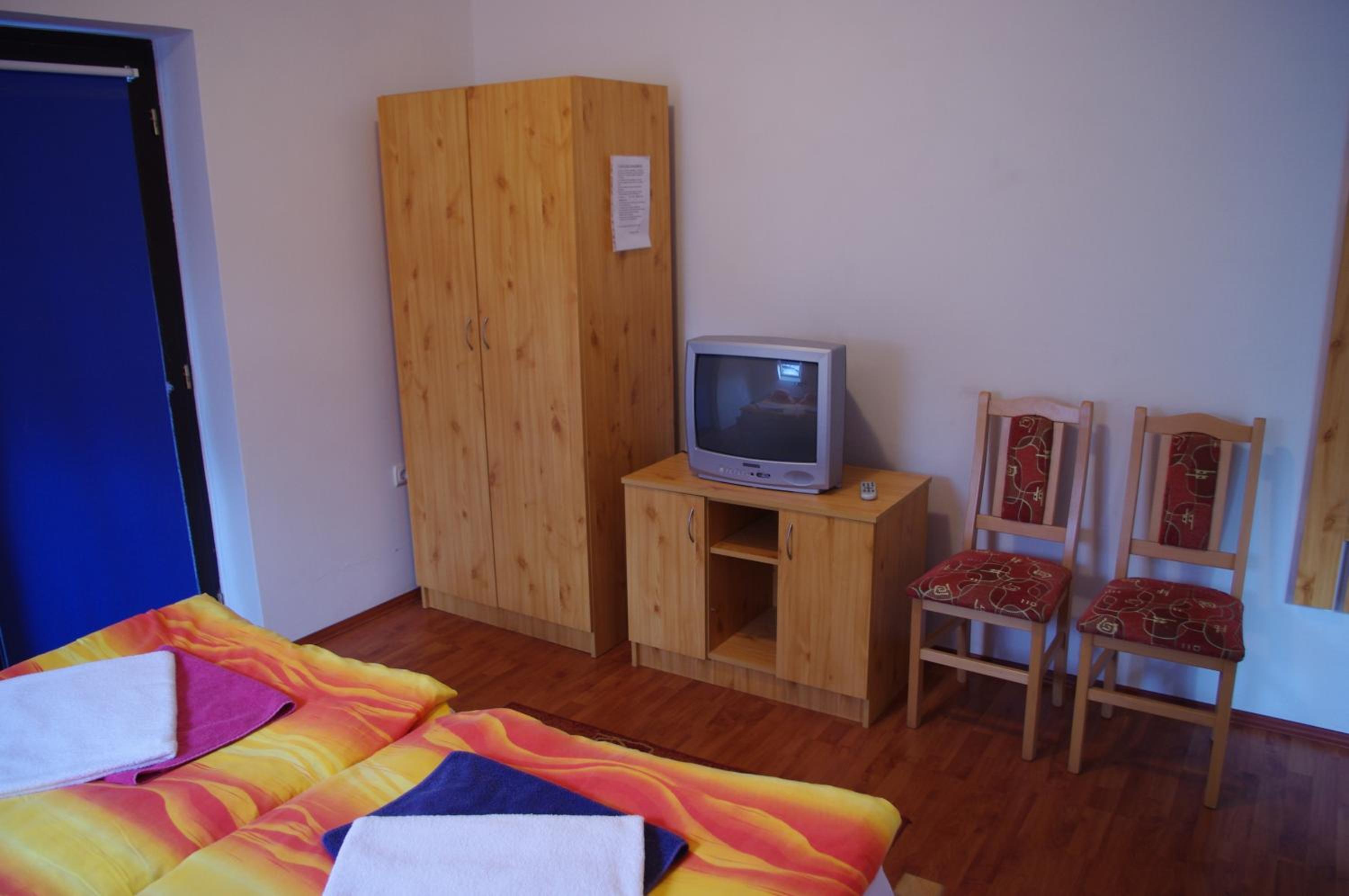 Double or Twin Room photo 2