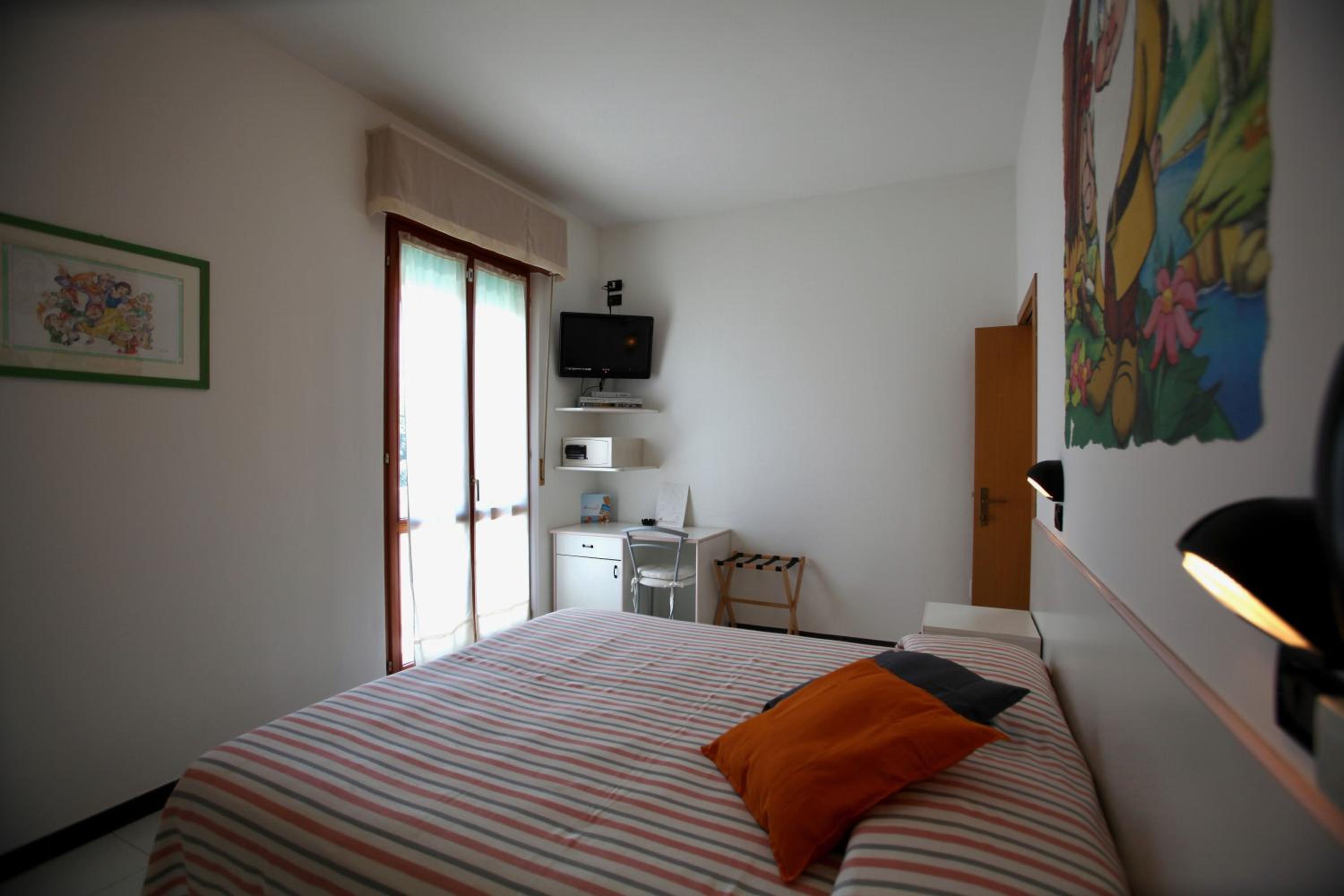 Deluxe Quadruple Room