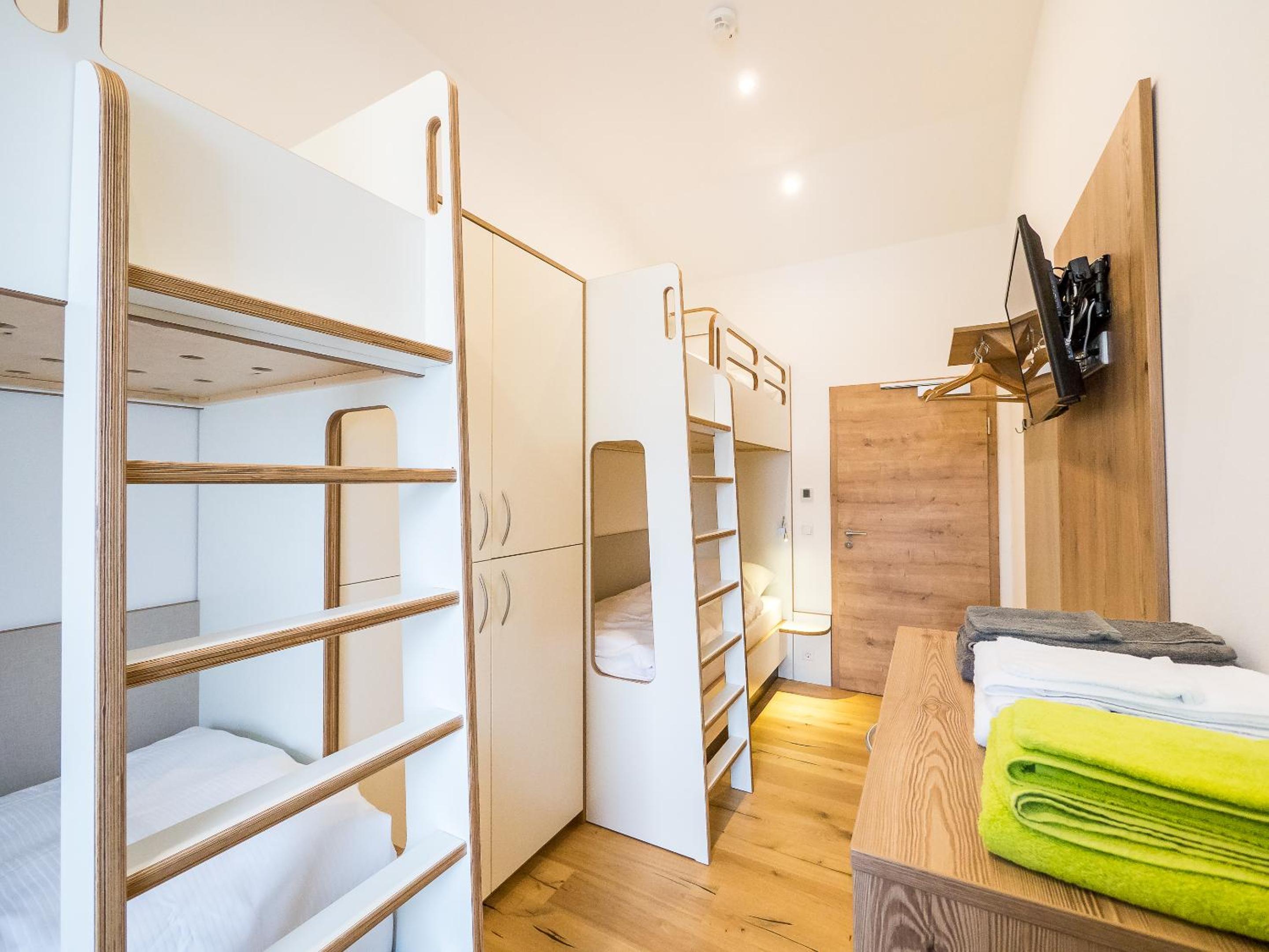 Quadruple Room with Bathroom photo 1