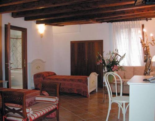 Triple Room photo 3