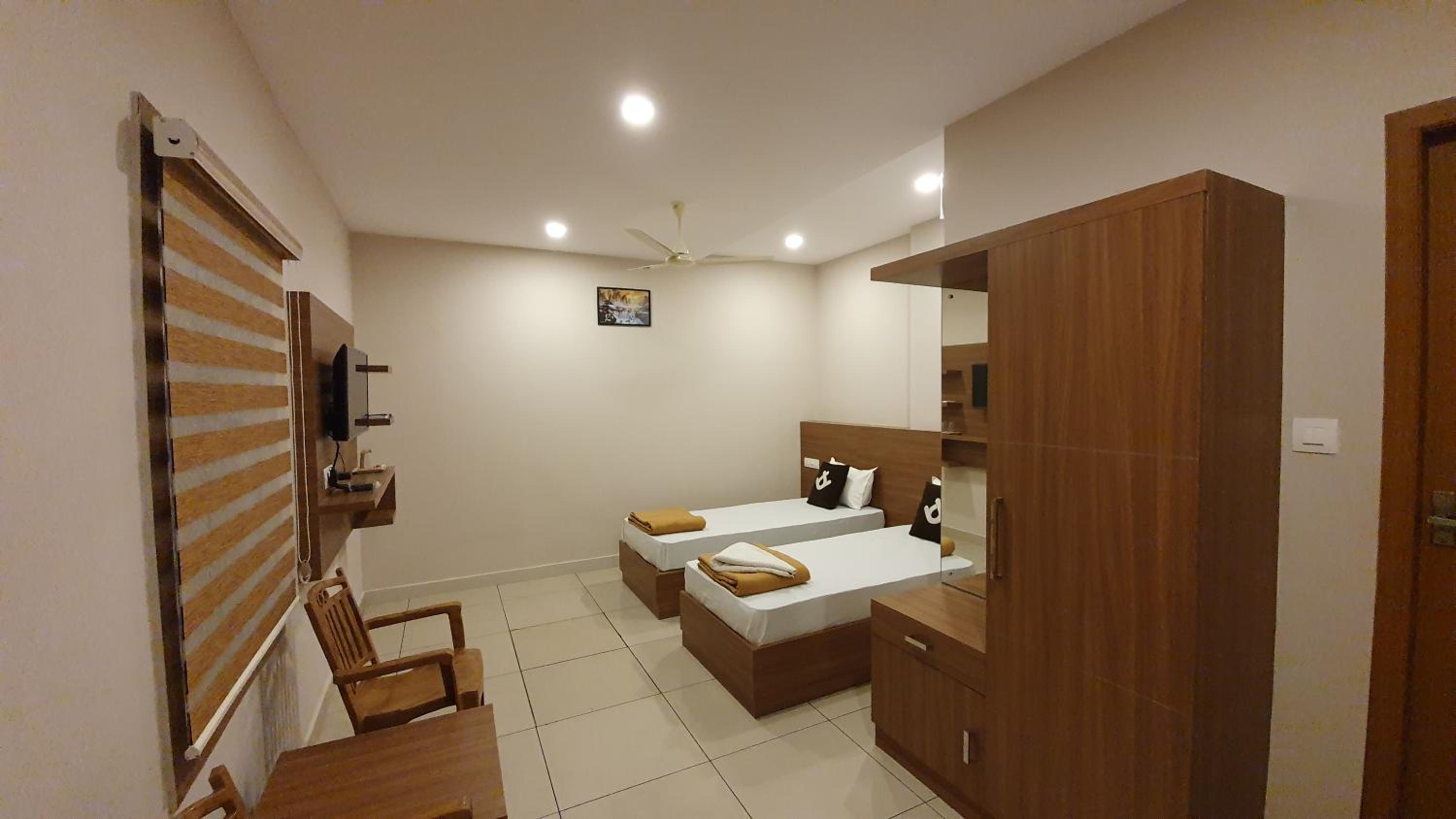 Large Double Room photo 3