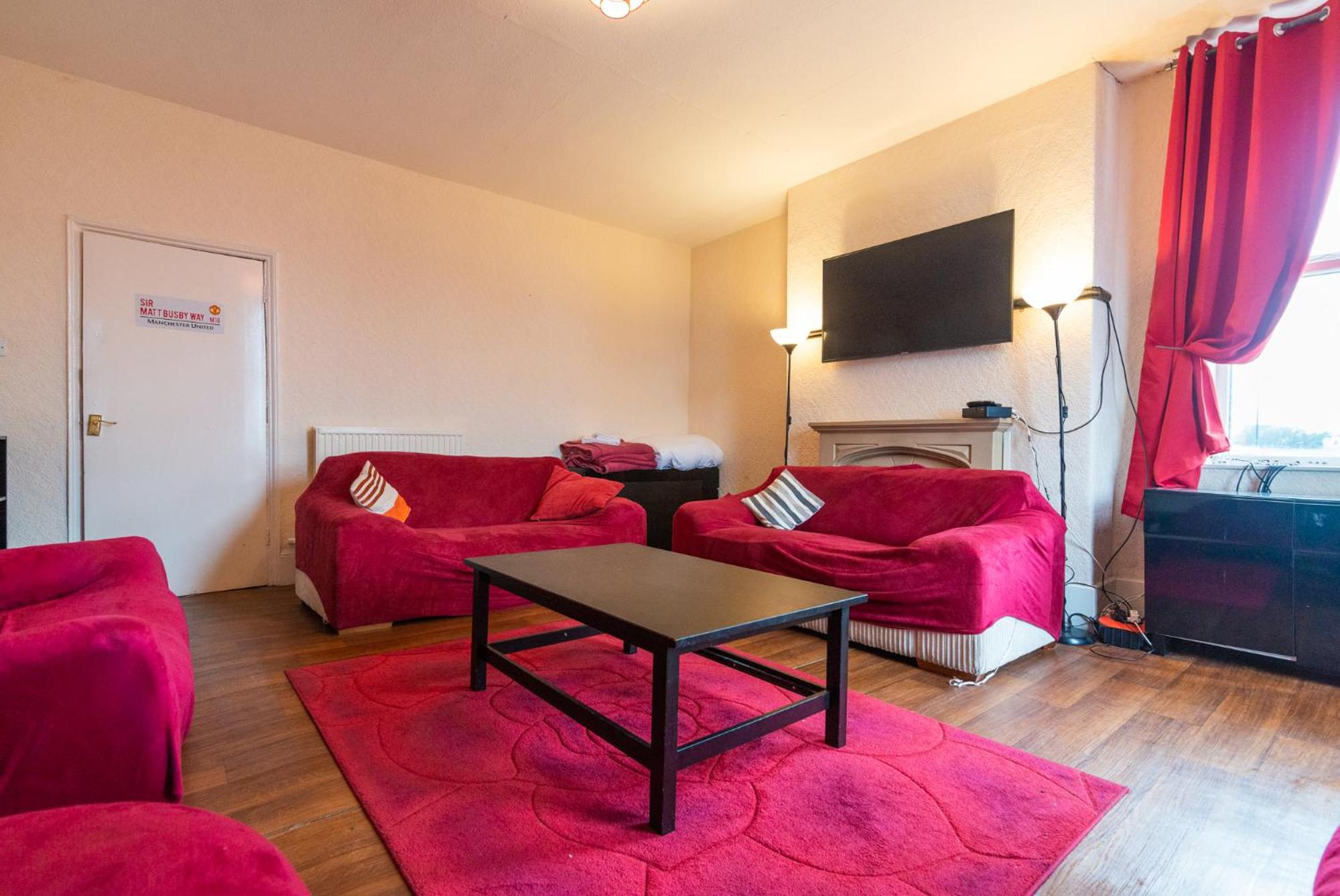 Apartment - Photo 2