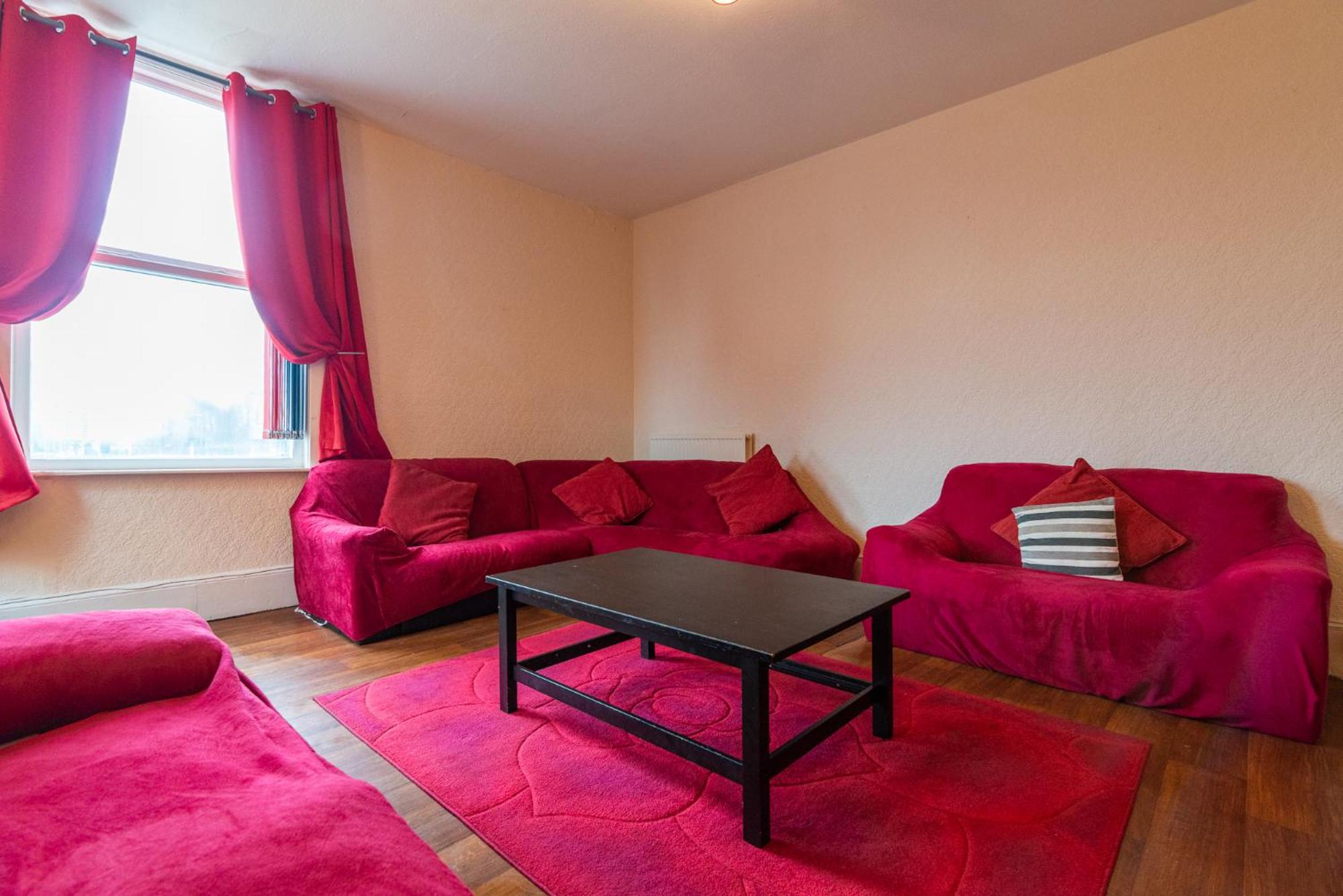 Apartment - Photo 4