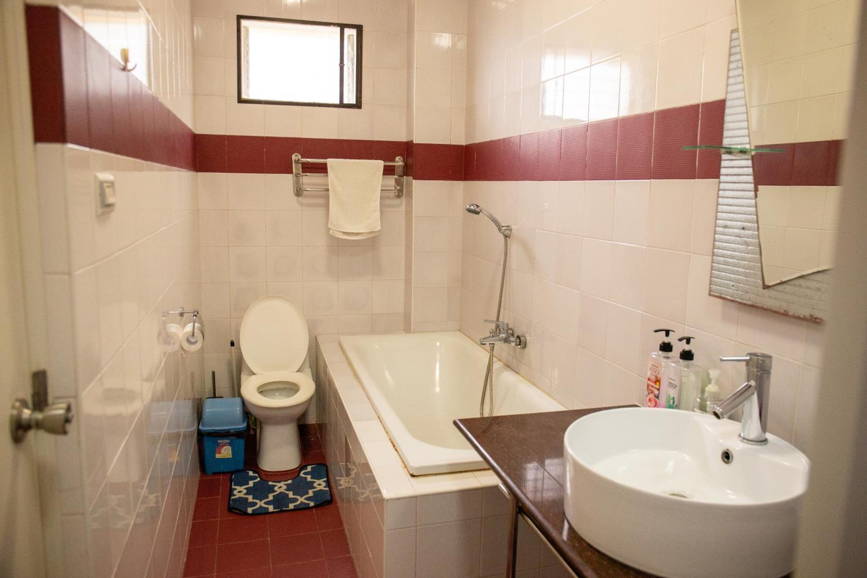 Apartment with Sea View - Photo 5